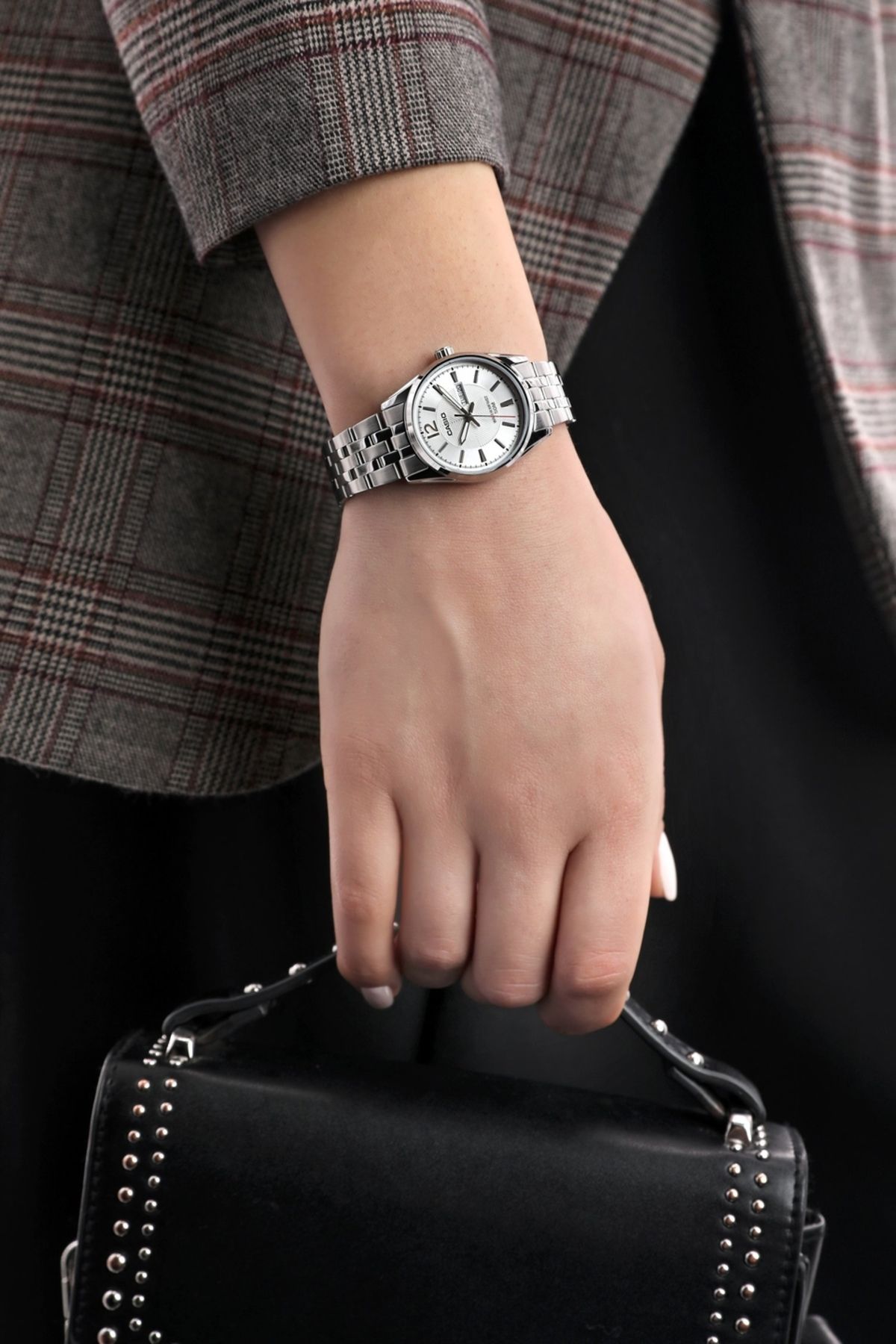 Casio-Ceas Dama, Casio, Collection LTP-13 LTP-1335D-7A 2