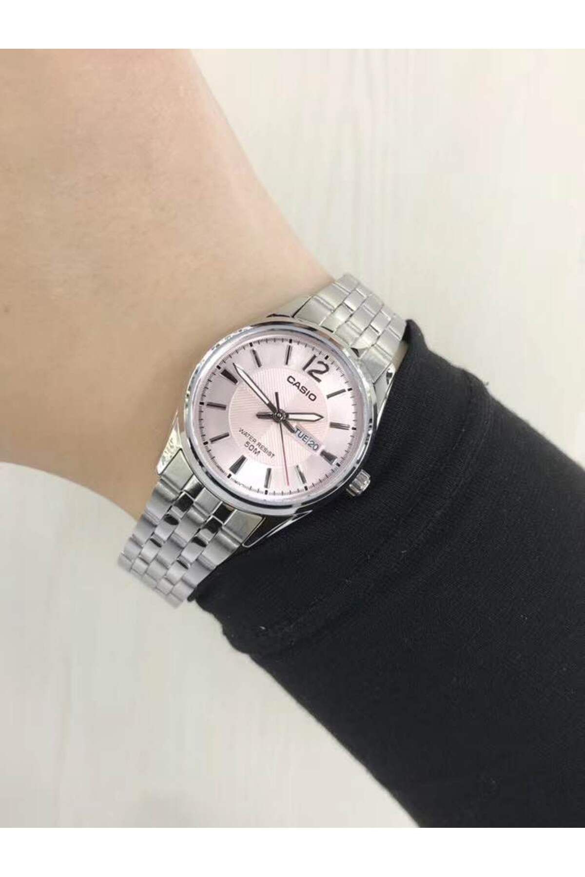 Casio-Ceas Dama, Casio, Collection LTP-13 LTP-1335D-5A 3