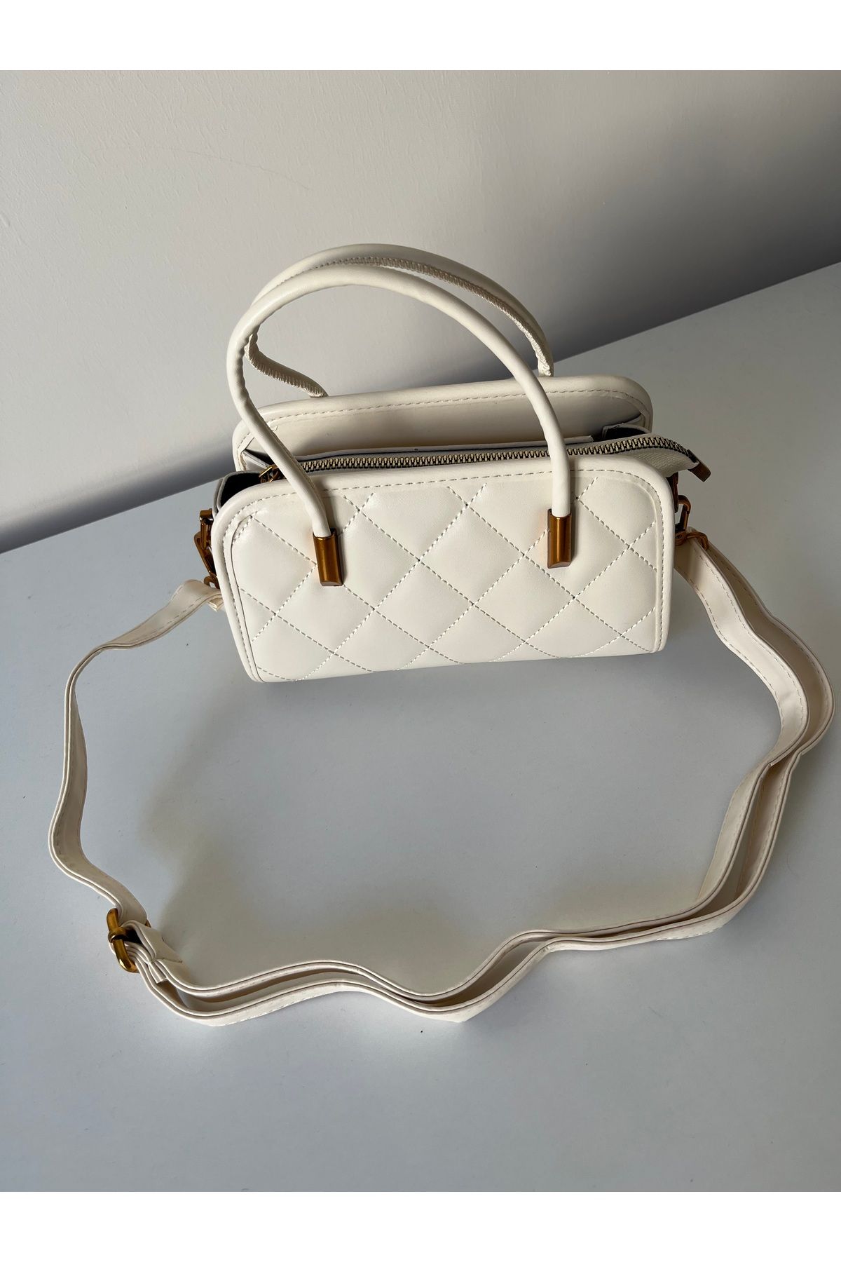 bersebag Simon Model Kadın El ve Omuz Çantası Krem