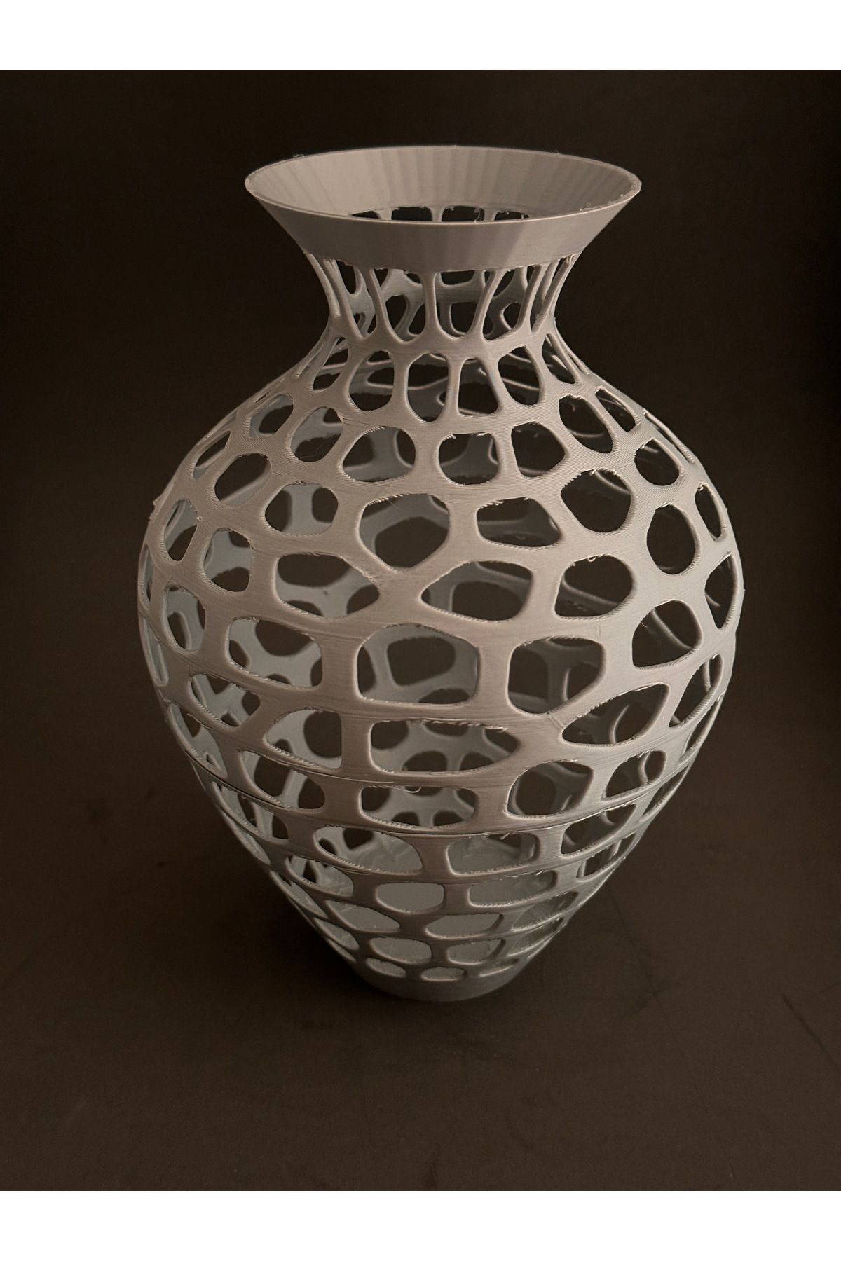 MaraStudio Mesh Vase