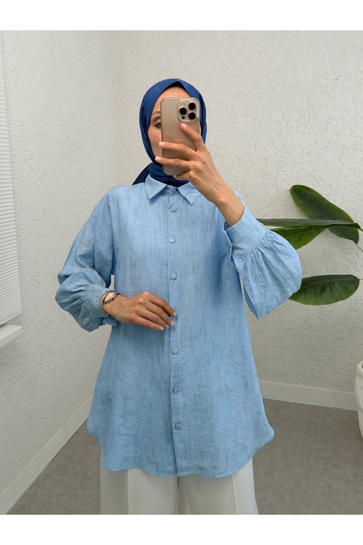 Modamorfo Yırtmaçlı Eteği Oval Kesim Gömlek -Bebe Mavi