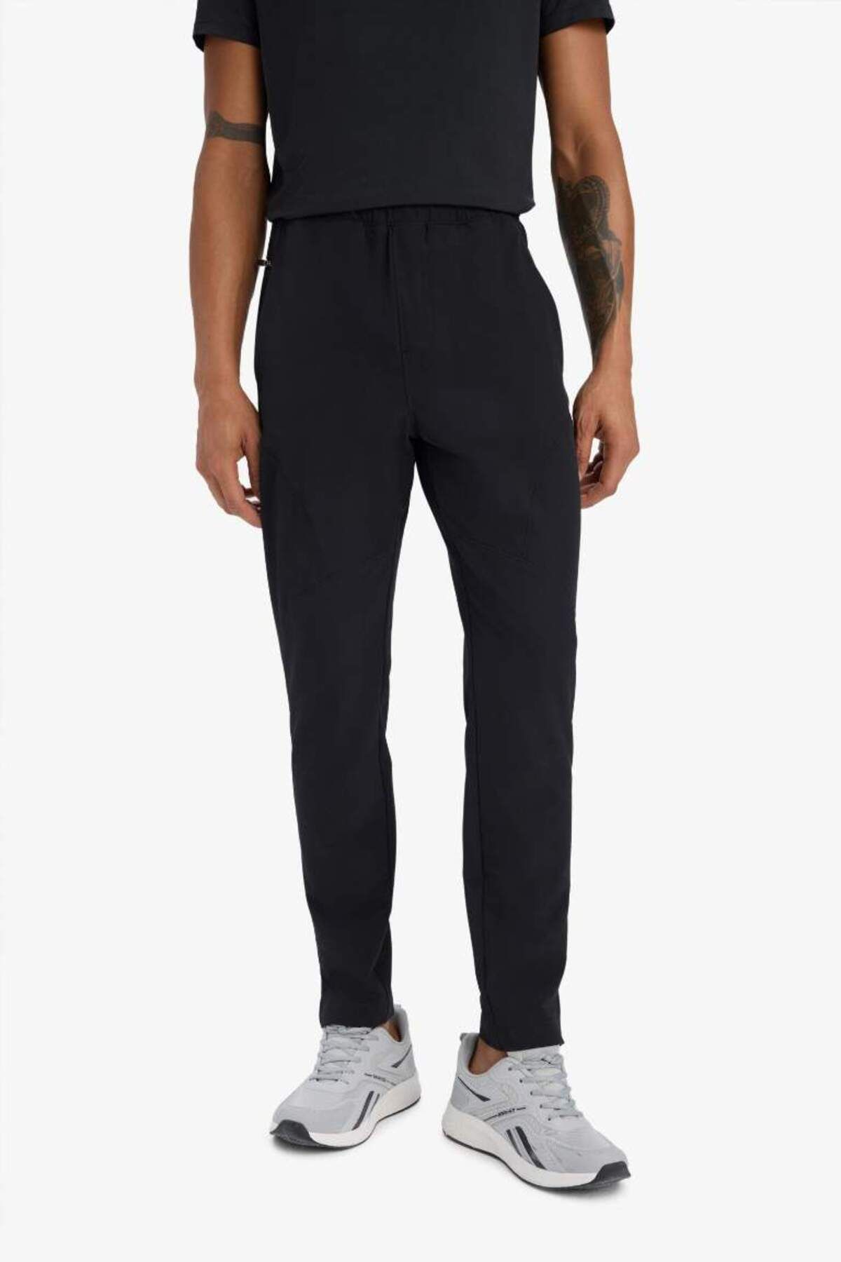 DeFacto Yeni Sezon DeFactoFit Esnek Kumaş Sporcu Jogger Eşofman Altı Slim Fit Dar Kesim Dokuma