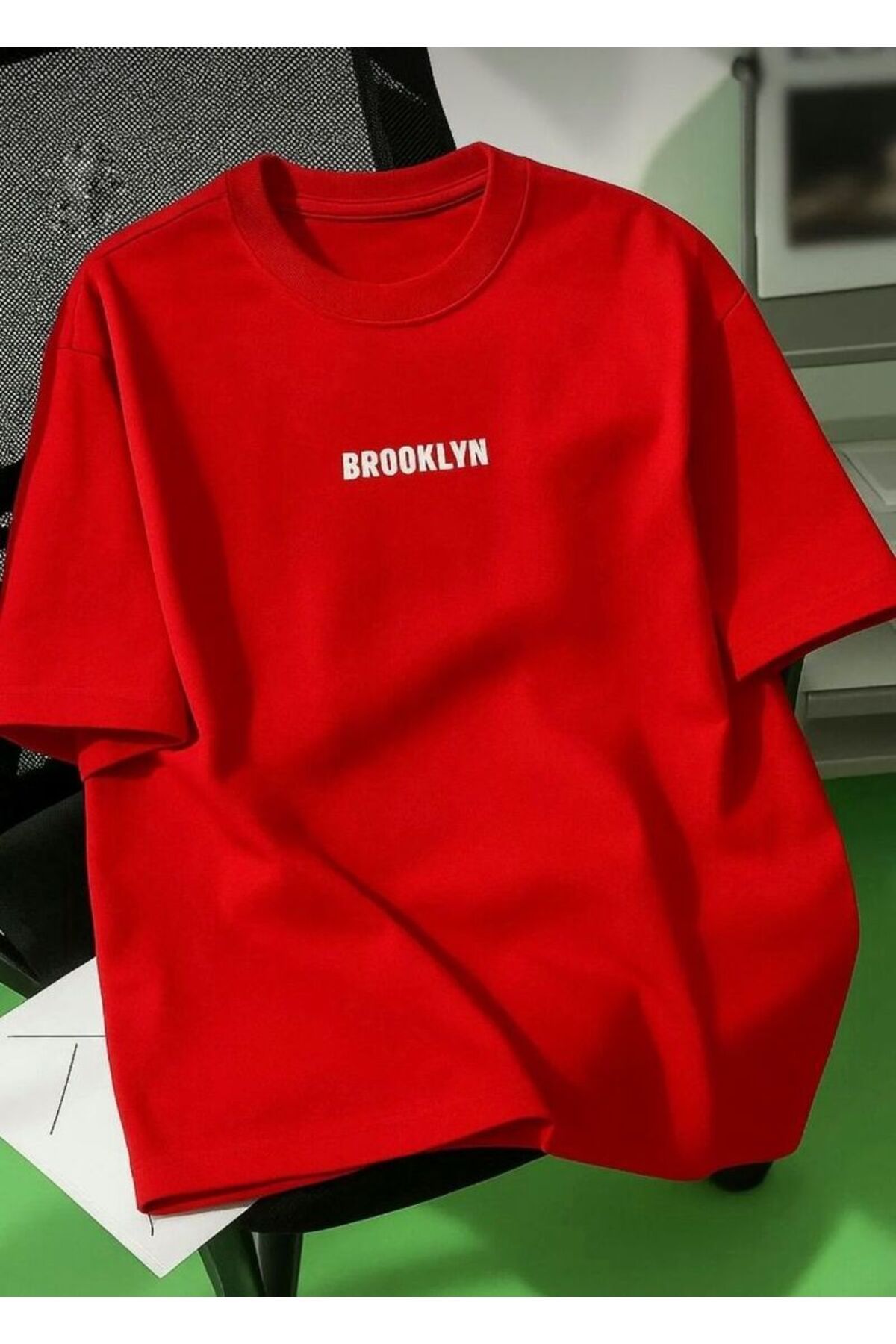 SOKAKTA Kırmızı Renkli Oversize Kesim BROOKLYN Baskılı Trend Oversize Tshirt UNİSEX
