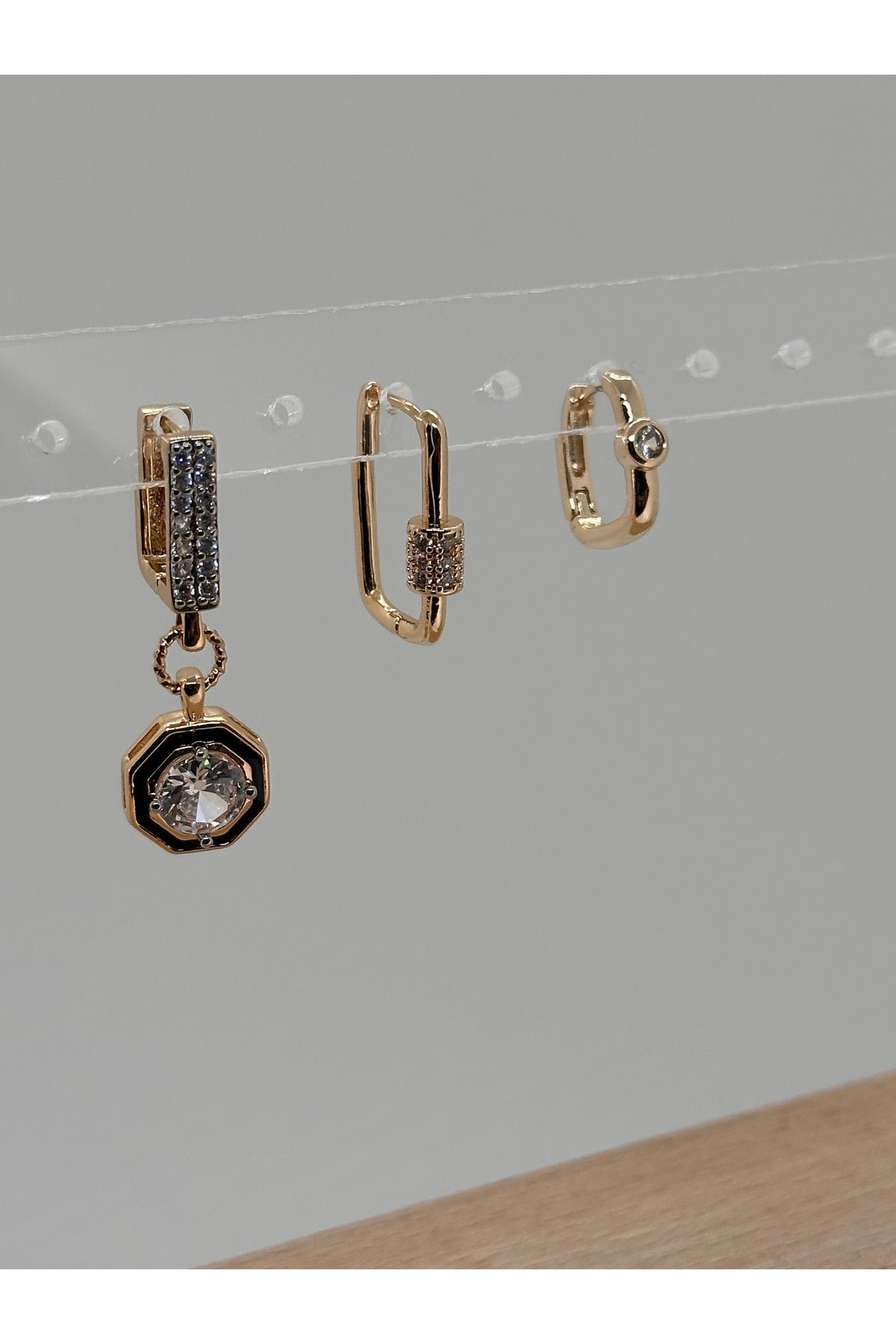 MY1COMPANY 3 lü yuvarlak zirkon taşlı gold küpe