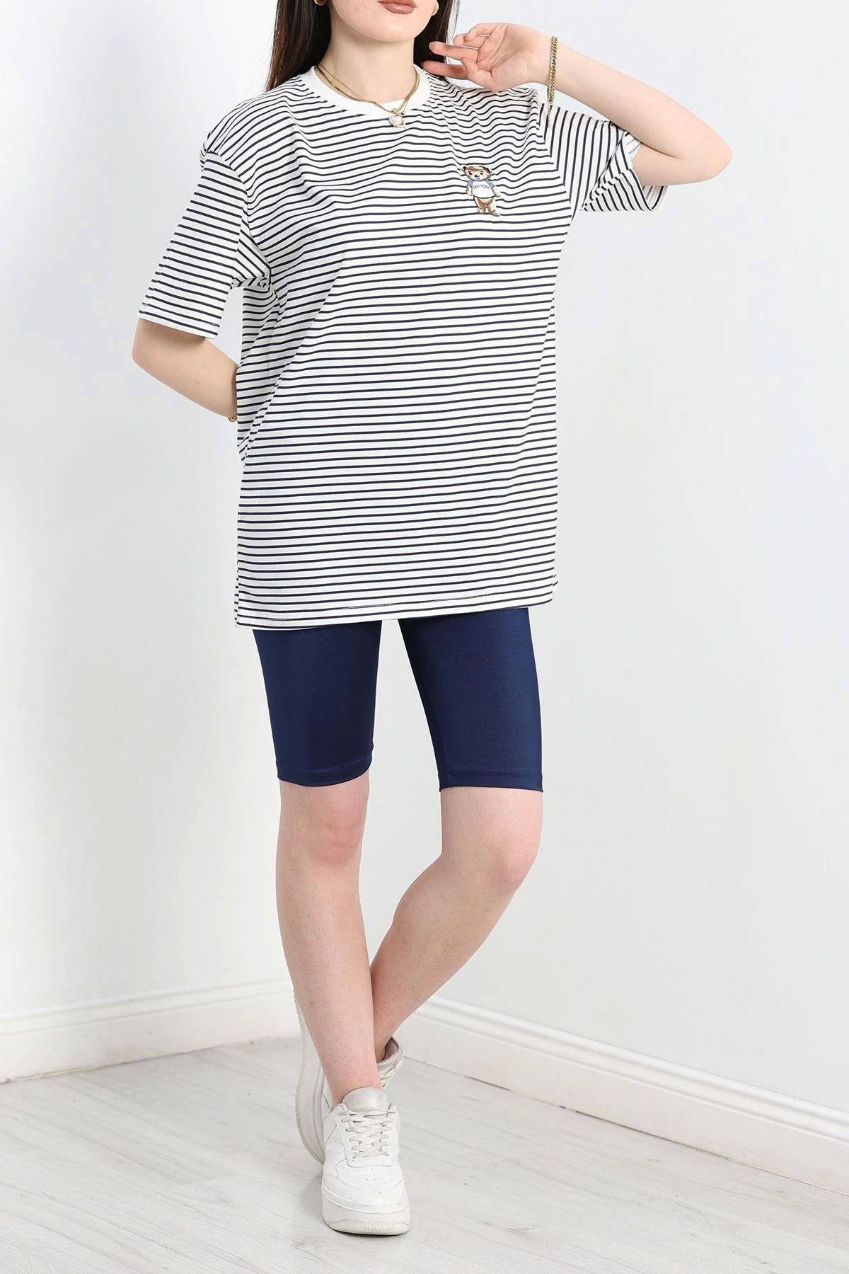 OurStyles Çizgili Oversize Tişört Beyazlaci - 70335.1872.