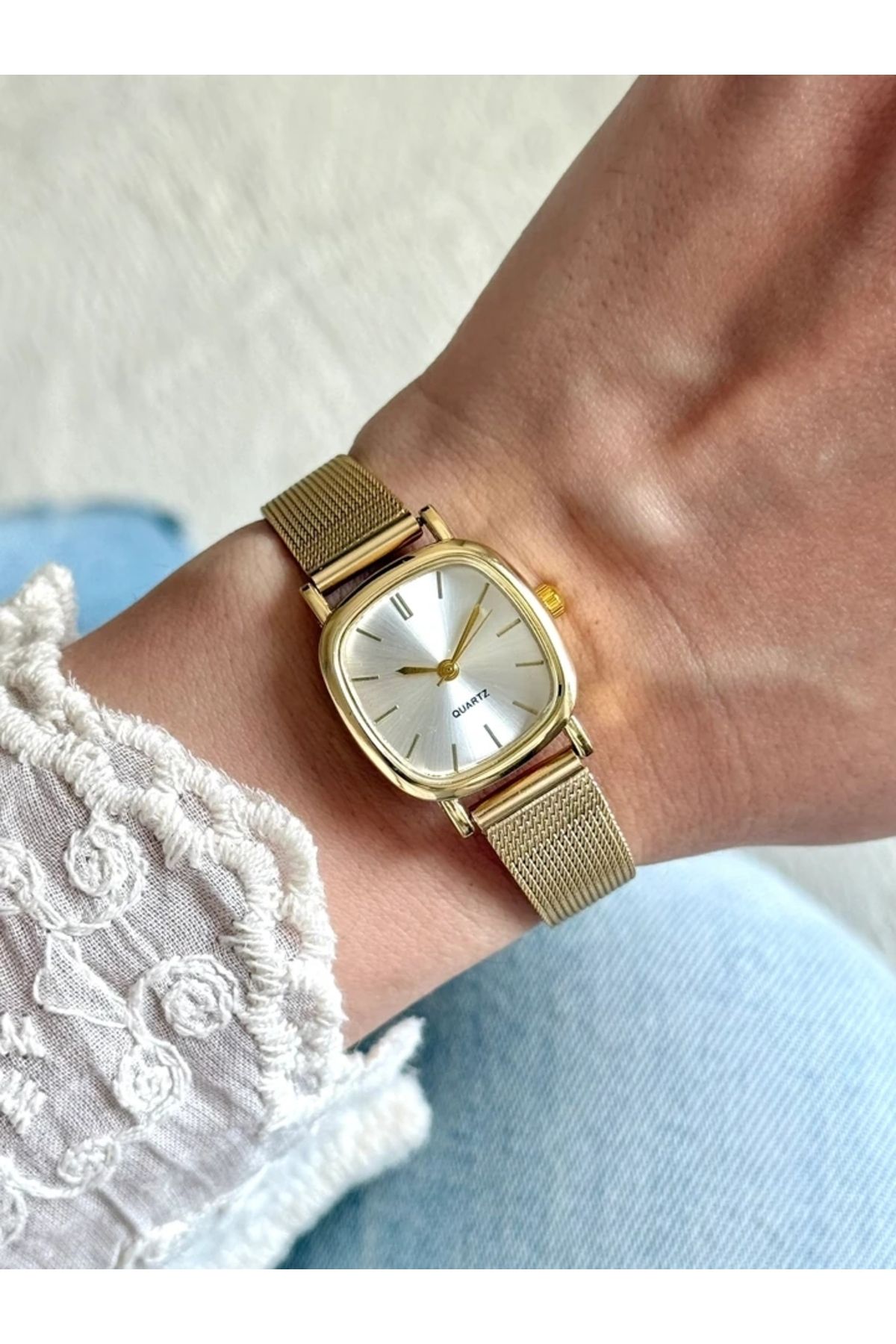 RoseandRoses Tiny Özel Tasarım Hasır Kordon Vintage Kadın Kol Saati Gold (Beyaz Kadran)