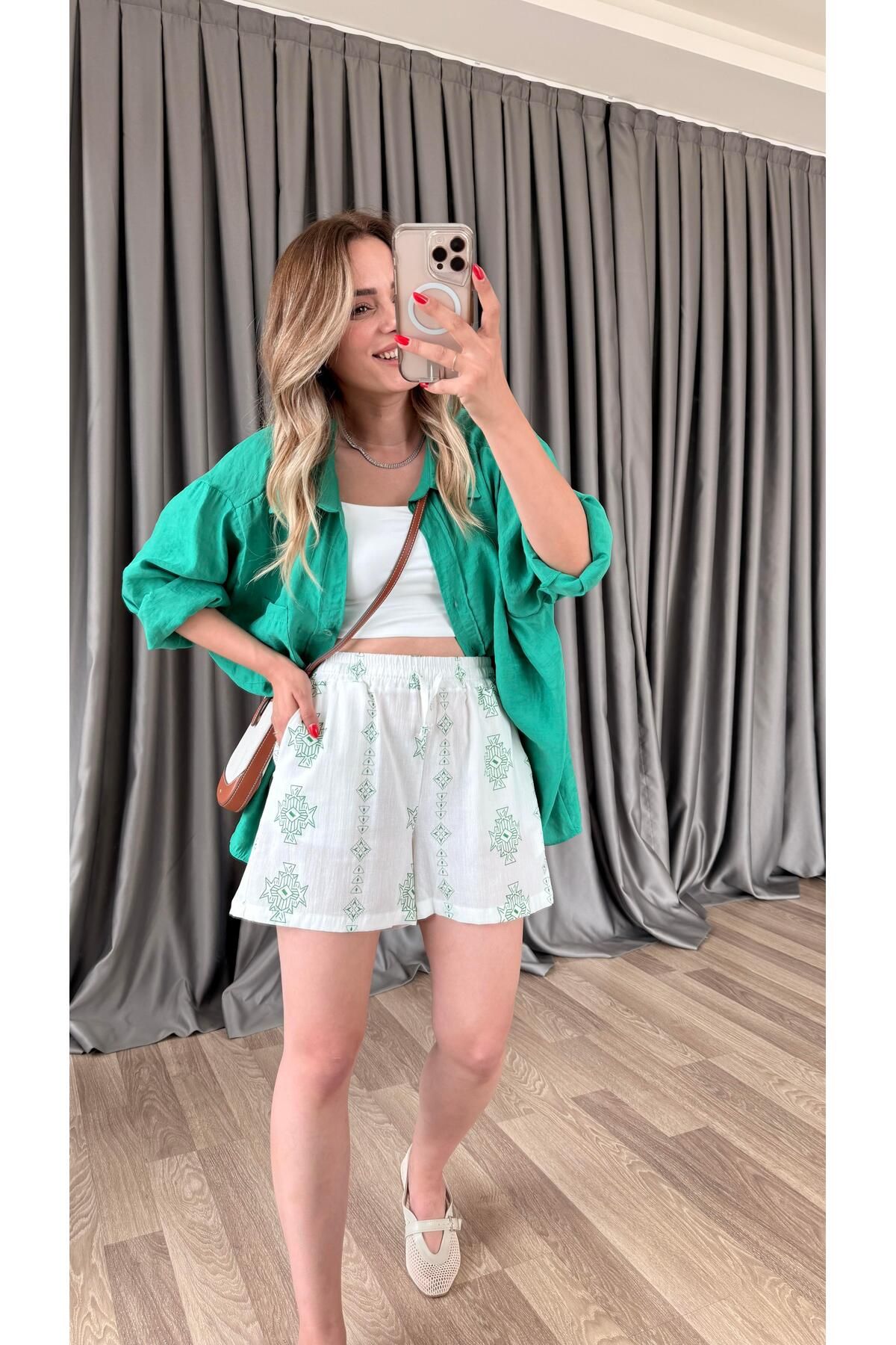 pelin yıldız butik Sofia Yeşil Desenli Şort