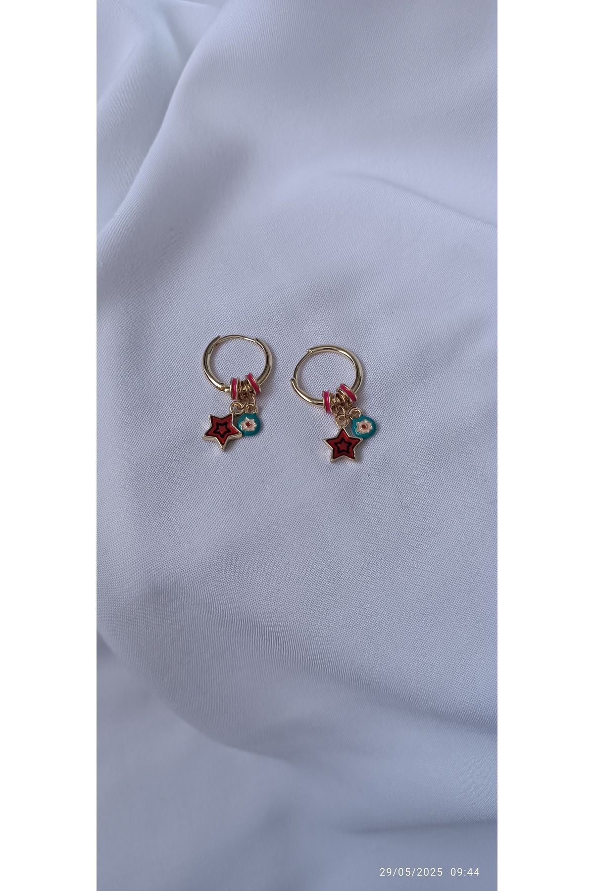 ARİ TAKI Gold charm küpe