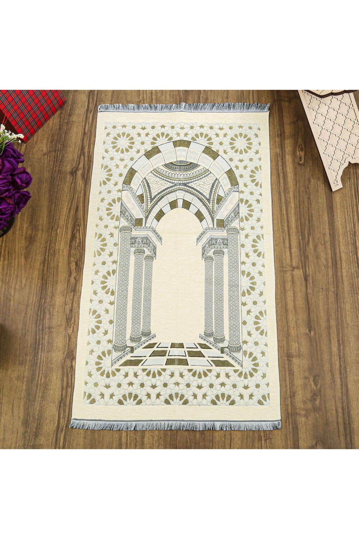 İkranur Medine Lüks Şönil Seccade Krem (66x116cm) 520 gr