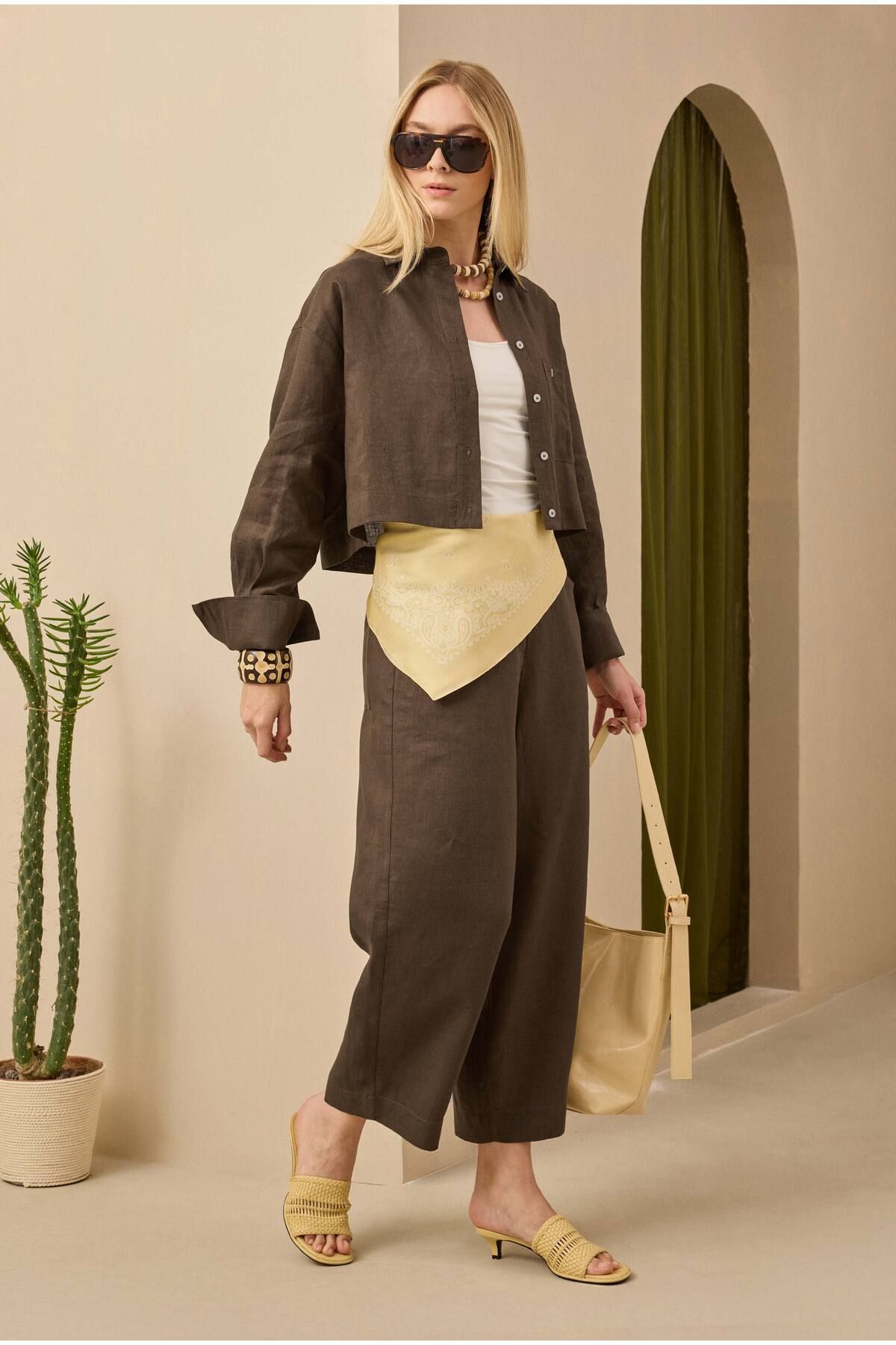 HEQA-Midi Linen Trousers Hazelnut 3
