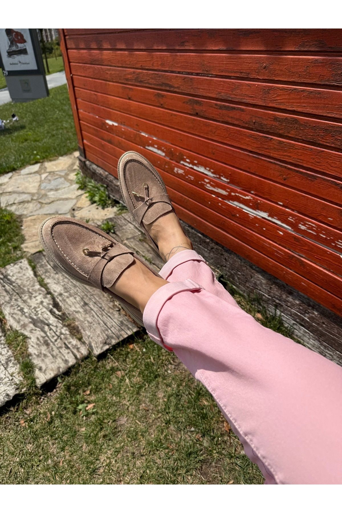 BURCU COLLECTİON Bianca Sarkıt Gold Aksesuarlı Vizon Süet Kadın Loafer
