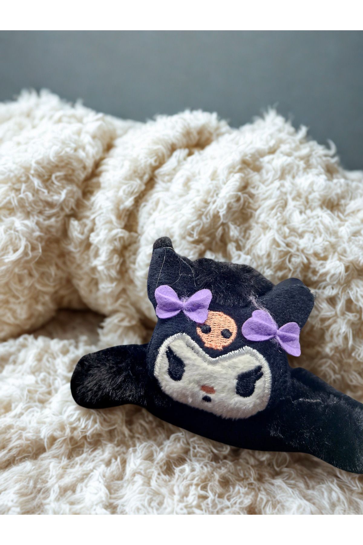 DerinSteelStyle Sevimli Kuromi Kıstırmalı Dayanıklı Siyah Peluş Toka