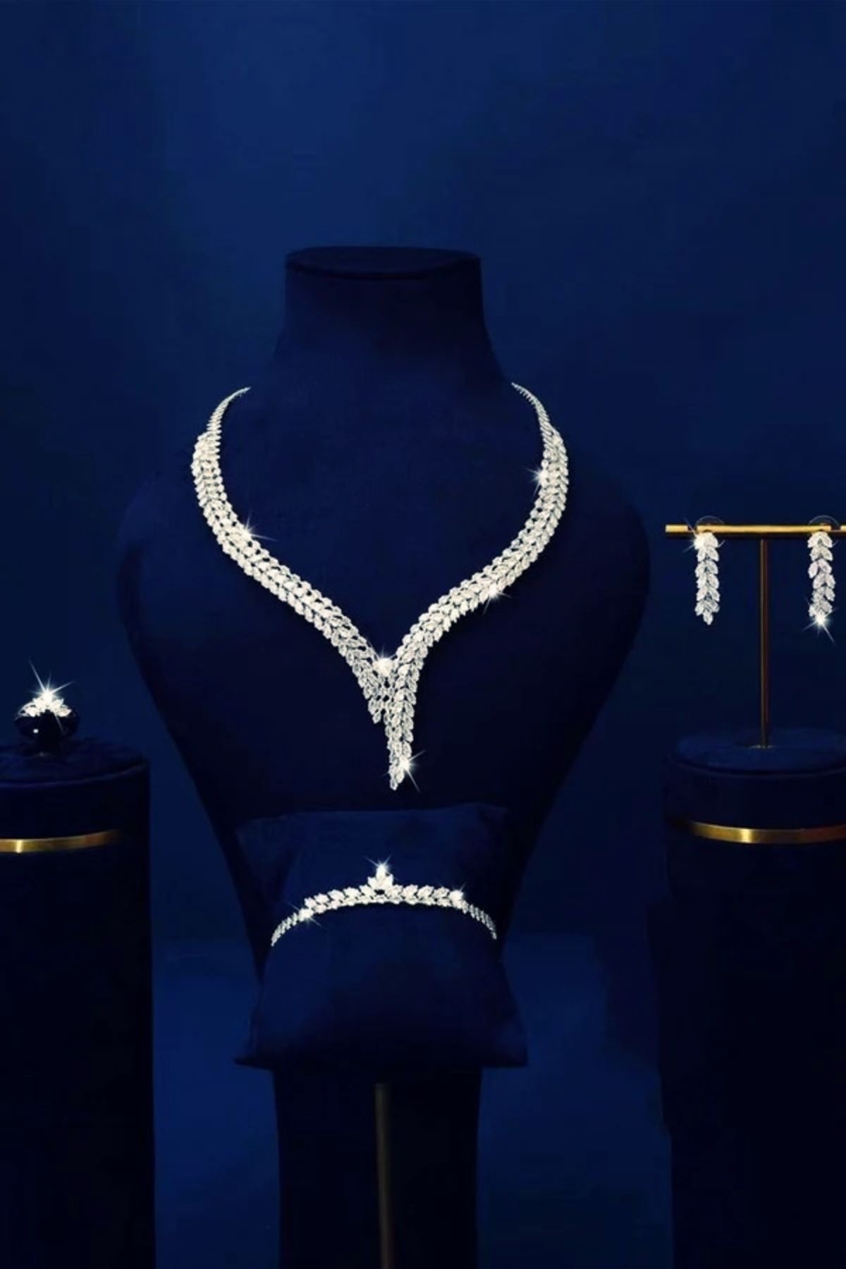 esplendor Angelica Kolye - Küpe - Yüzük - Bileklik Set