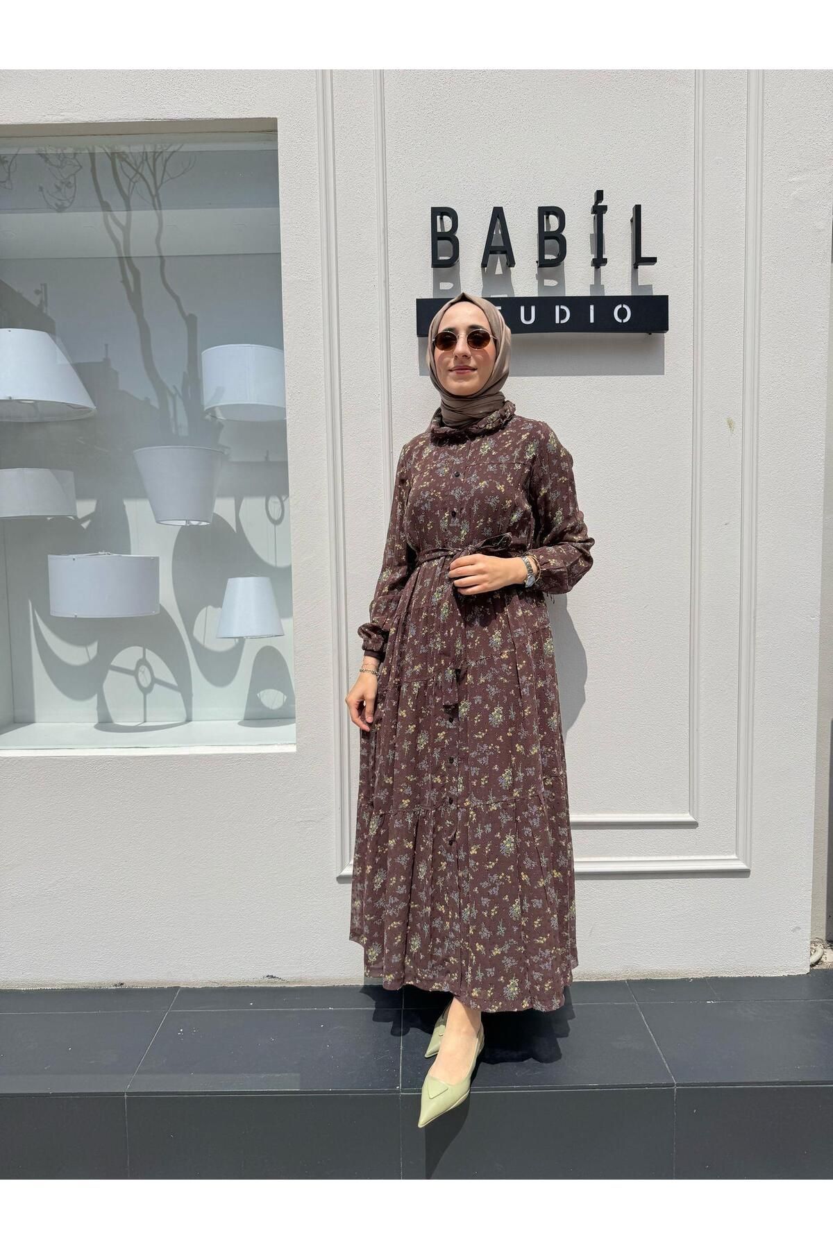 MissWhence Çiçek Desenli Şifon Kadın Elbise Vizon