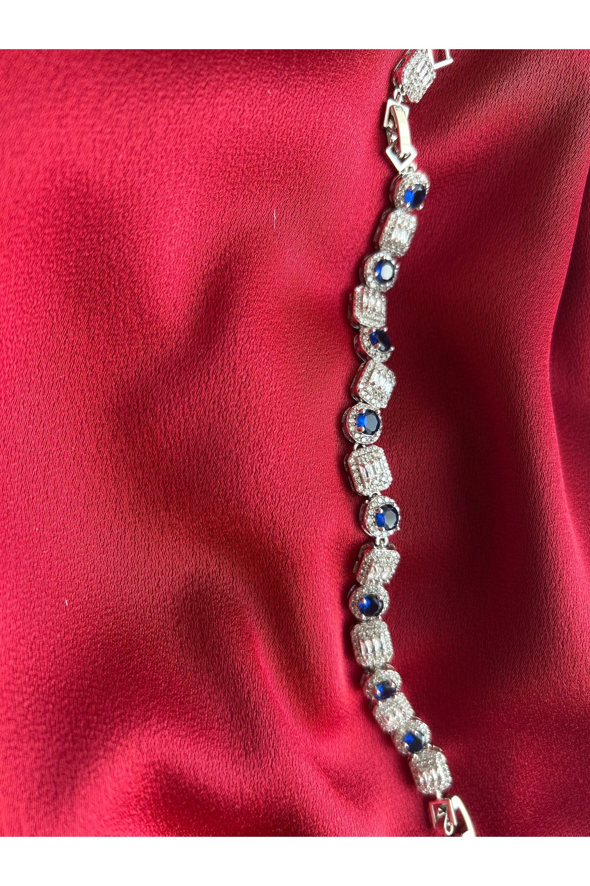 shop Mavi taşlı bileklik