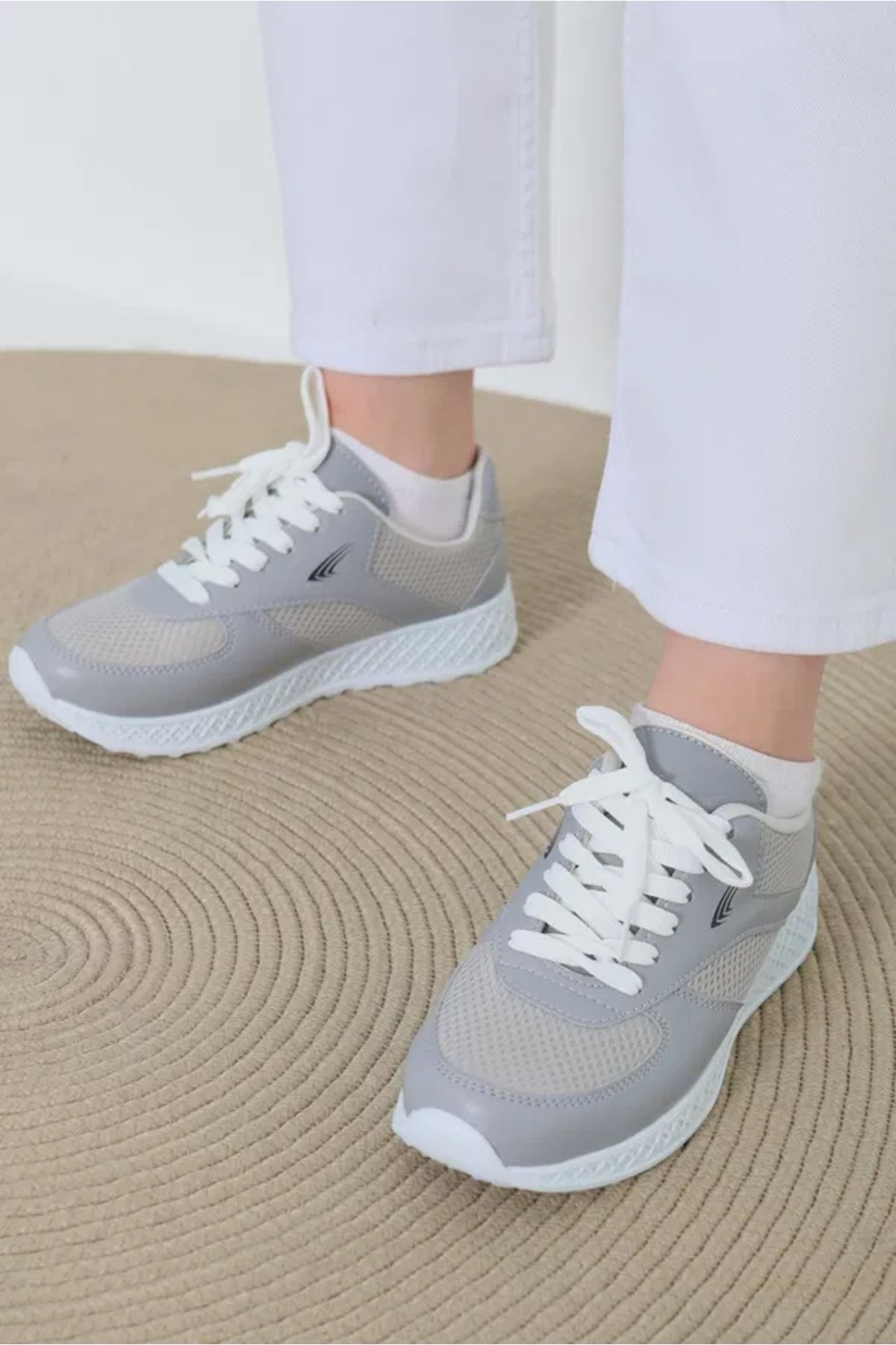 Butik Yüksek Taban Spor Ayakkabı