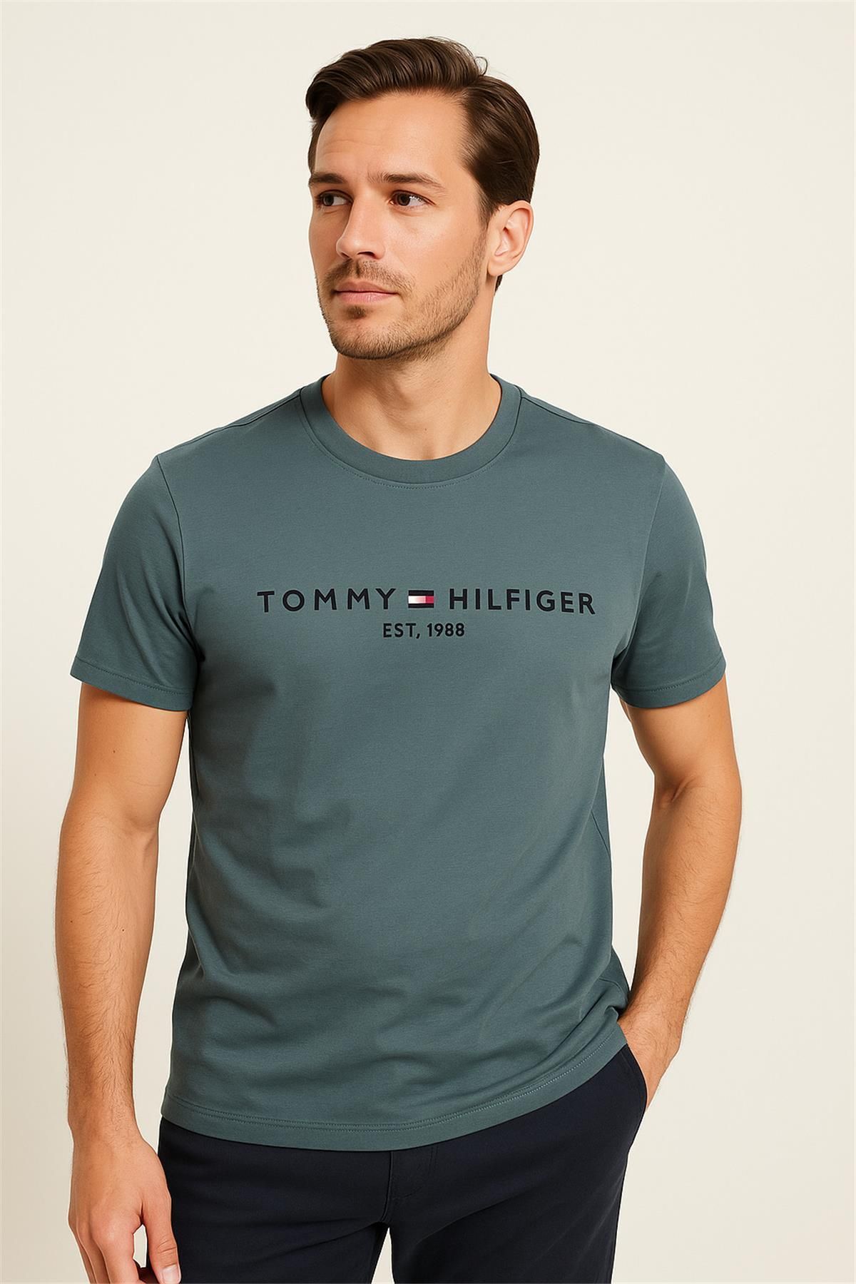 Tommy BİSİKLET YAKA NAKIŞLI T-SHİRT PETROL YEŞİLİ