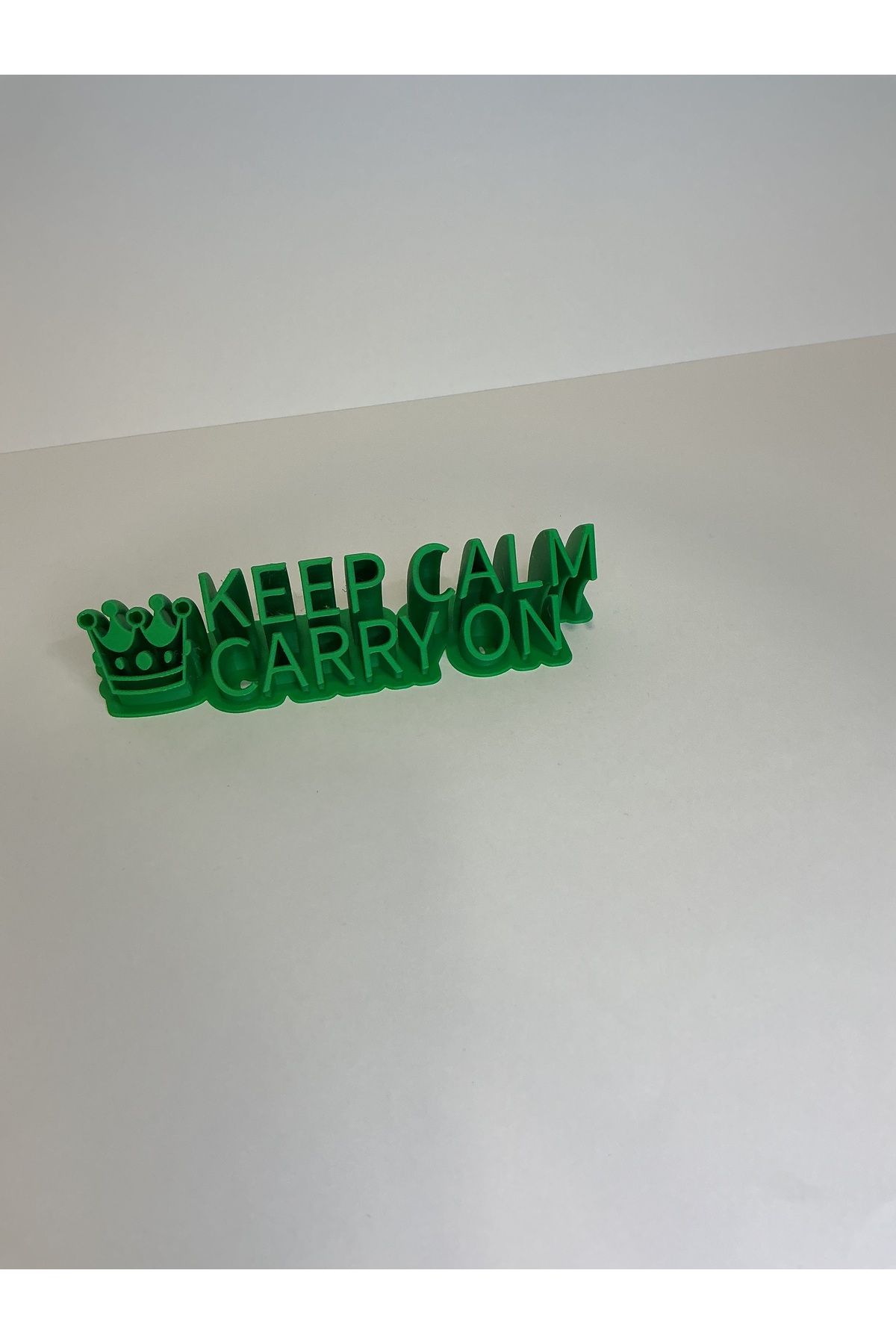 FDY Keep Calm Carry On 3D Masa Dekoru – Motive Edici Yazılı Biblo