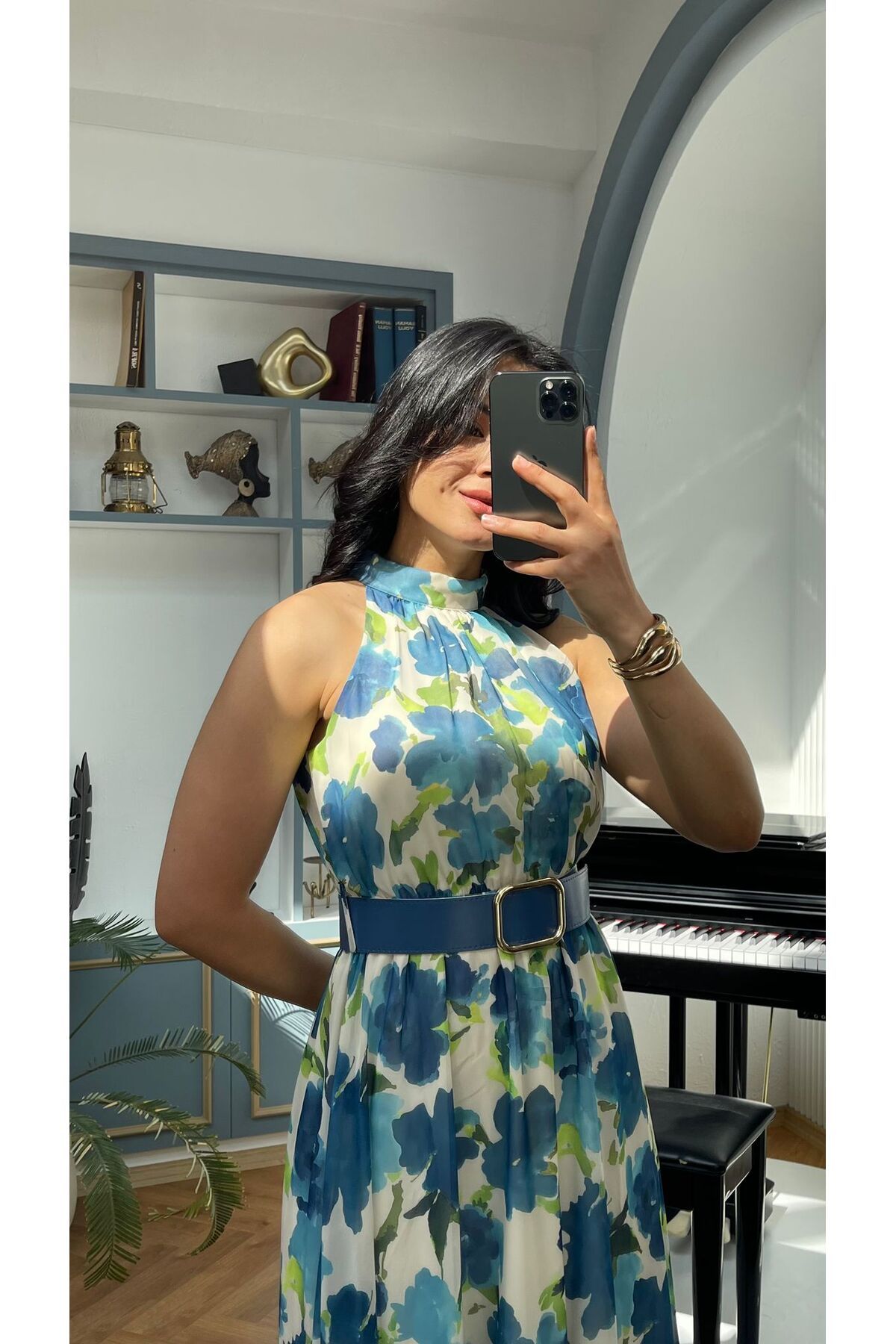 Nida Boutique Halter Yaka Kemerli Beli Lastikli Astarlı Şifon Elbise