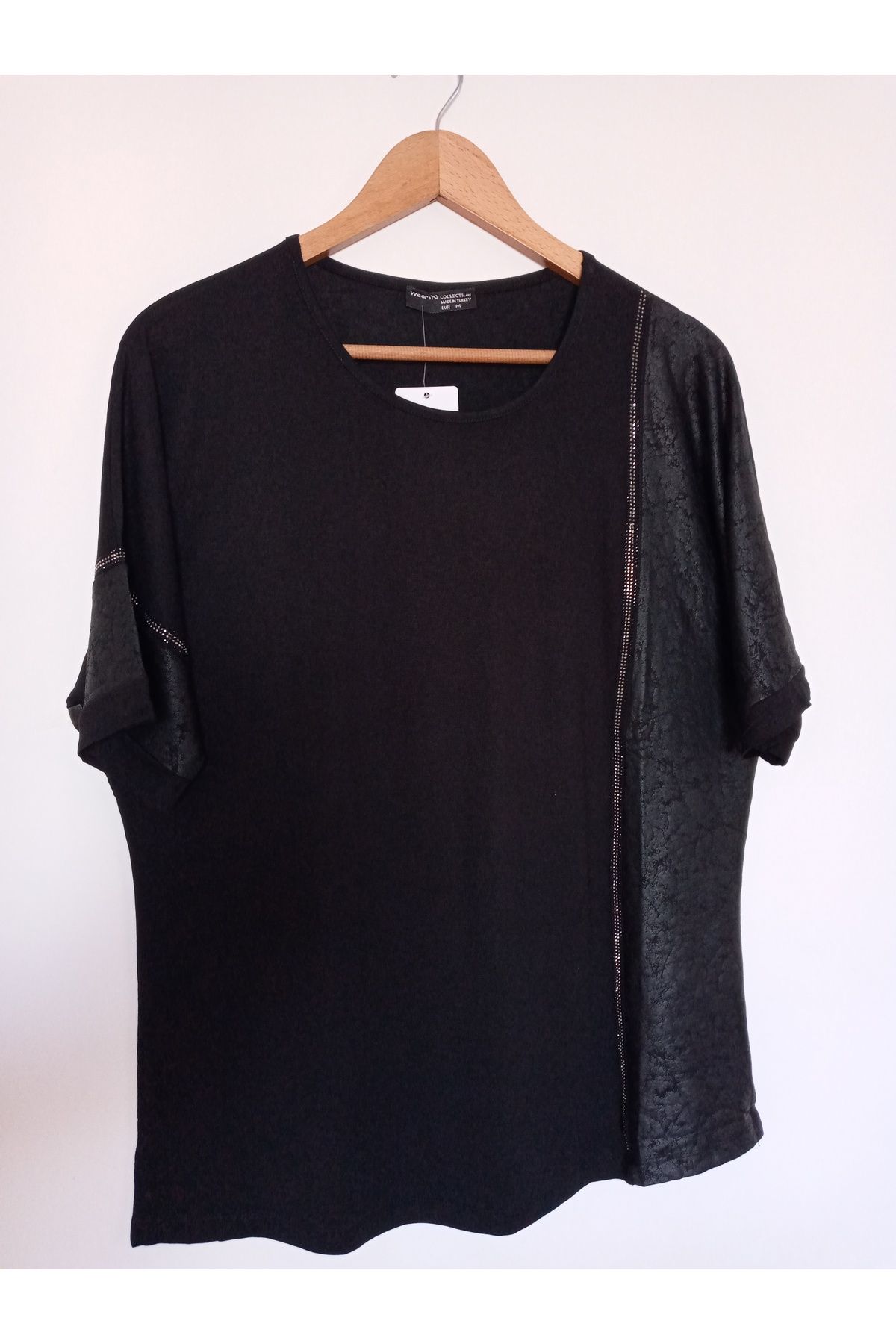 wear on Viskon Taş İşlemeli Kısa Kollu Anne Penye