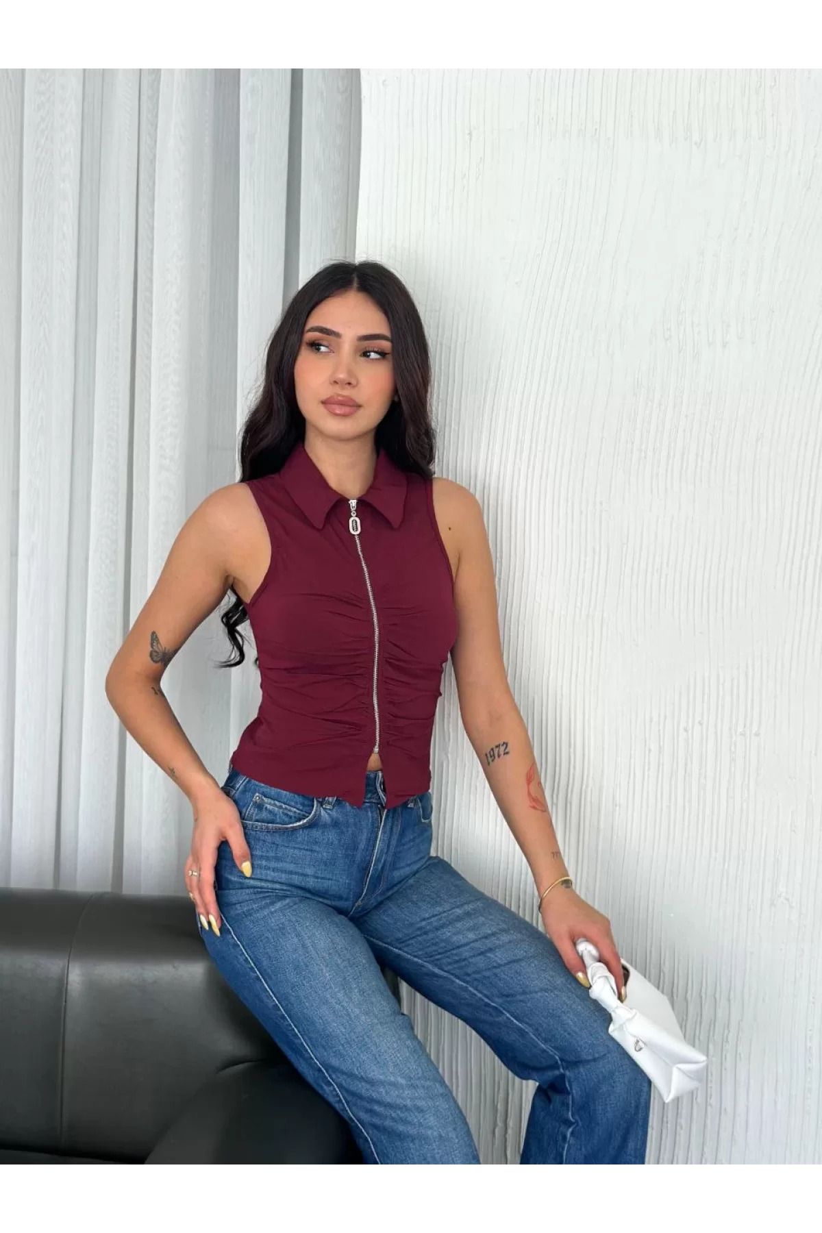 BBbutik Yakalı Tam Fermuarlı Kolsuz Bluz