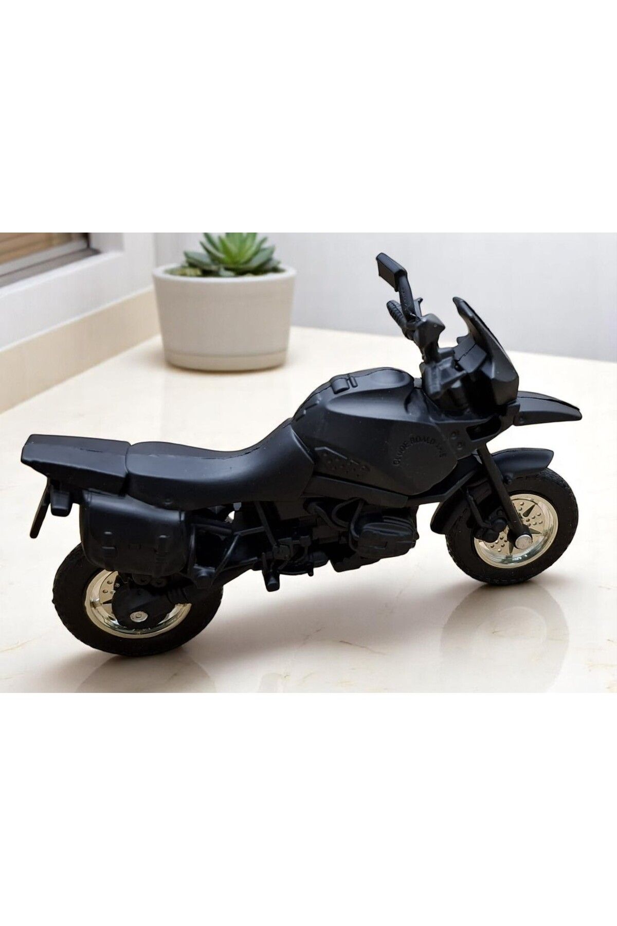 Home KERVANIM DEKORATİF METAL MOTOR - SİYAH