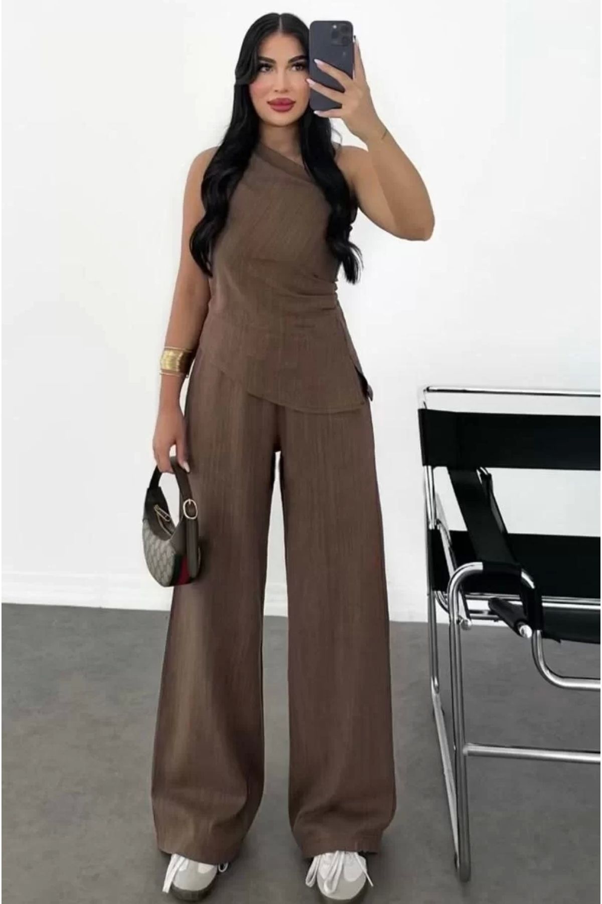 AE Stil Kadın Keten Asimetrik Tek Omuzlu Bluz Pantalon Takım- Kahverengi