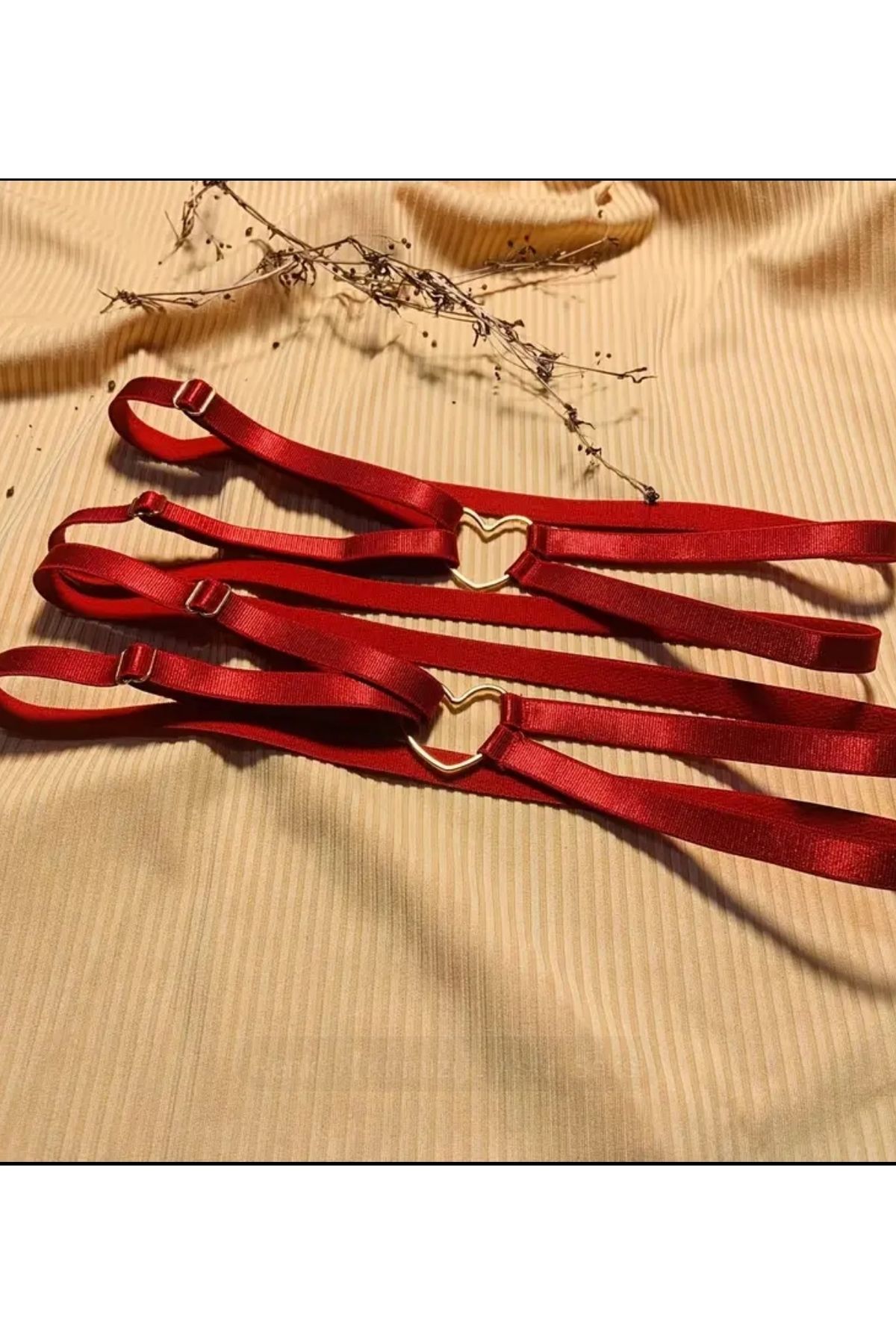 EMKSHOP Kalp ve Kurdela Detay Bacak Bantları Bacak Aksesuarı Fantezi İç Giyim