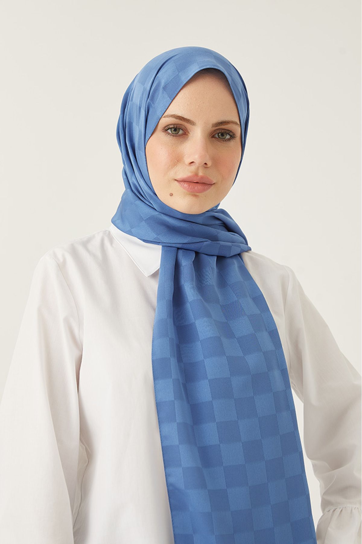 MENESSA İpeksi Jakar Şal Dama Desen Indigo Mavi
