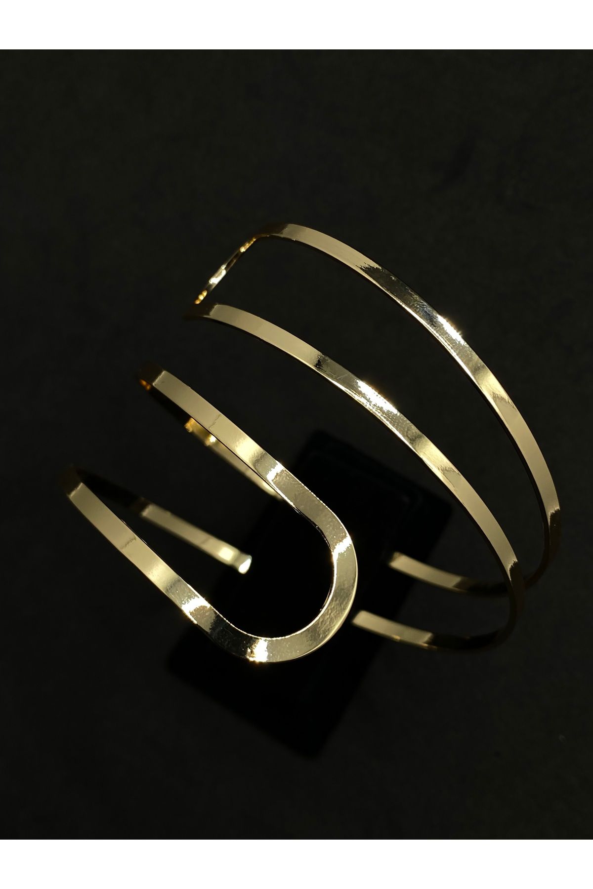 Jiji Jewelery Minimal Modern Çizgi Tasarım Altın Renk Paslanmaz Çelik Pazu Bilekliği
