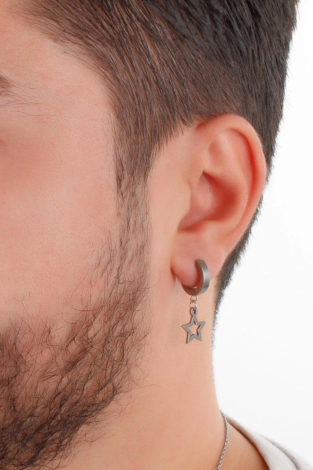 Lynare Sıkıştırmalı Trend Yıldız Model Sallantılı Erkek Çelik Gri Küpe 1 Adet