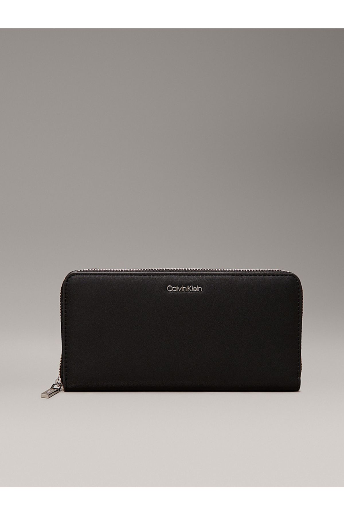 Calvin Klein Large RFID Zip Around Wallet
