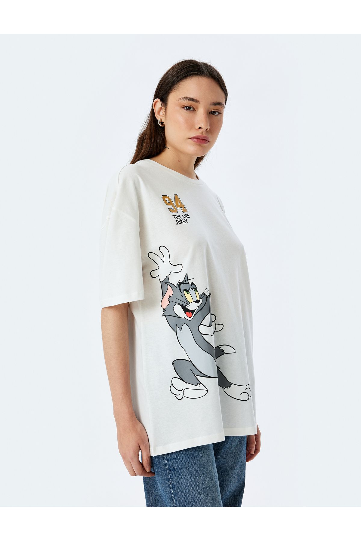 Koton Yeni Sezon Tom ve Jerry Lisanslı Arkası Baskılı Oversize Tişört
