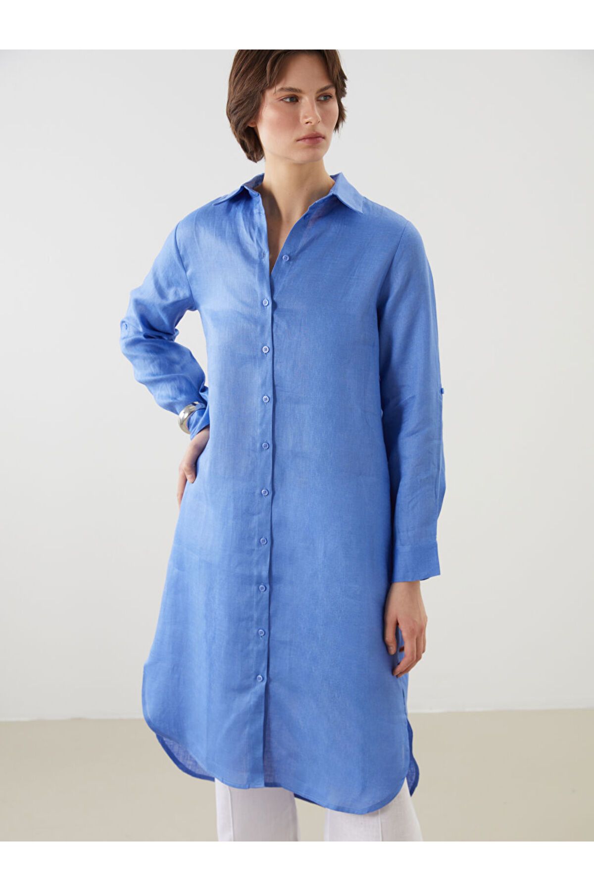LC Waikiki LCWAIKIKI Classic Mavi Keten Kadın Gömlek Tunik S5NF52Z8NVY25