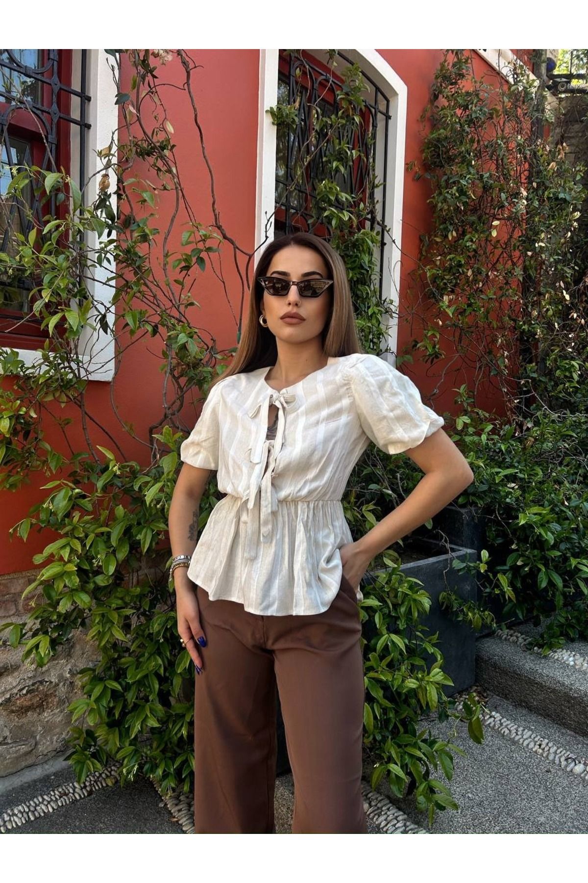 Aura 7 Collection Kadın Giyim Önü Bağcıklı Ve Kendinden Şeritli Kısa Kol Keten Bluz