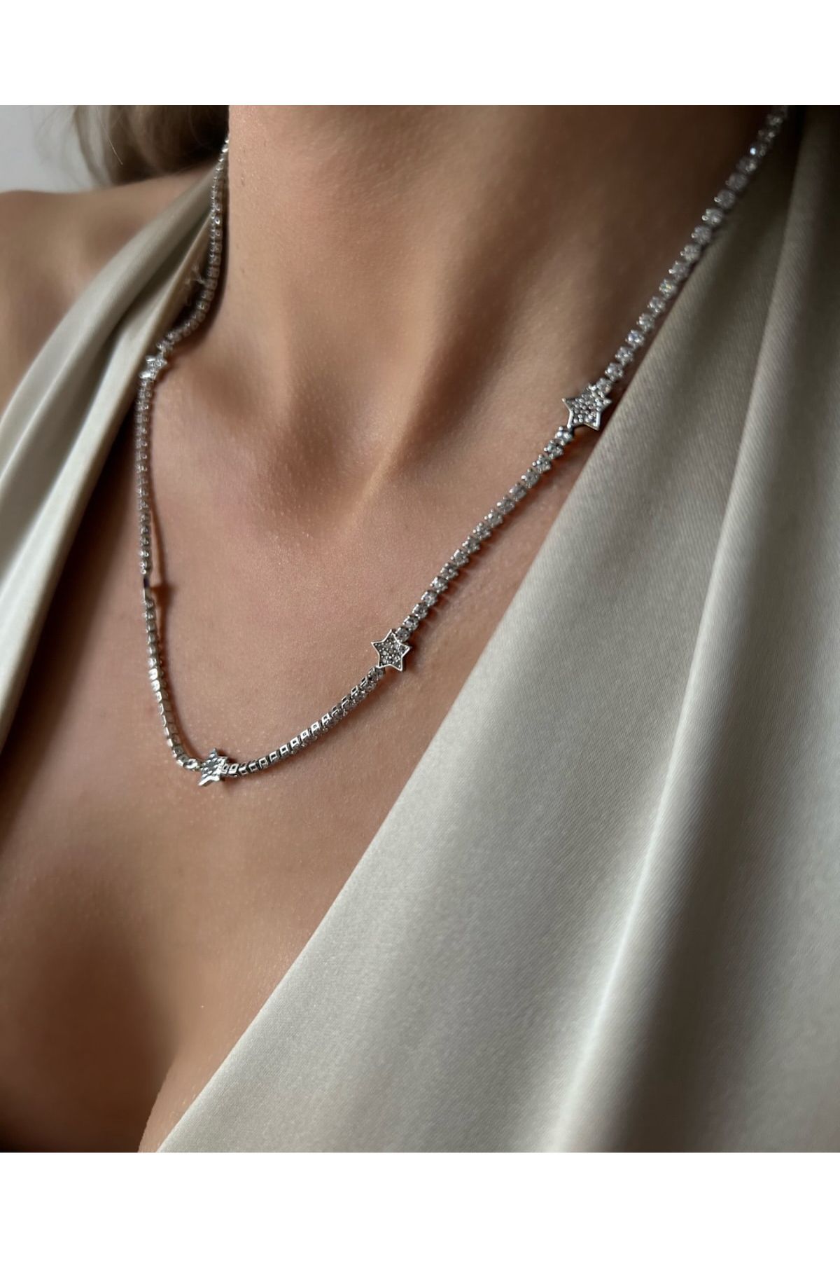 HND collection Su Yolu Yıldız Detaylı Zarif Kolye