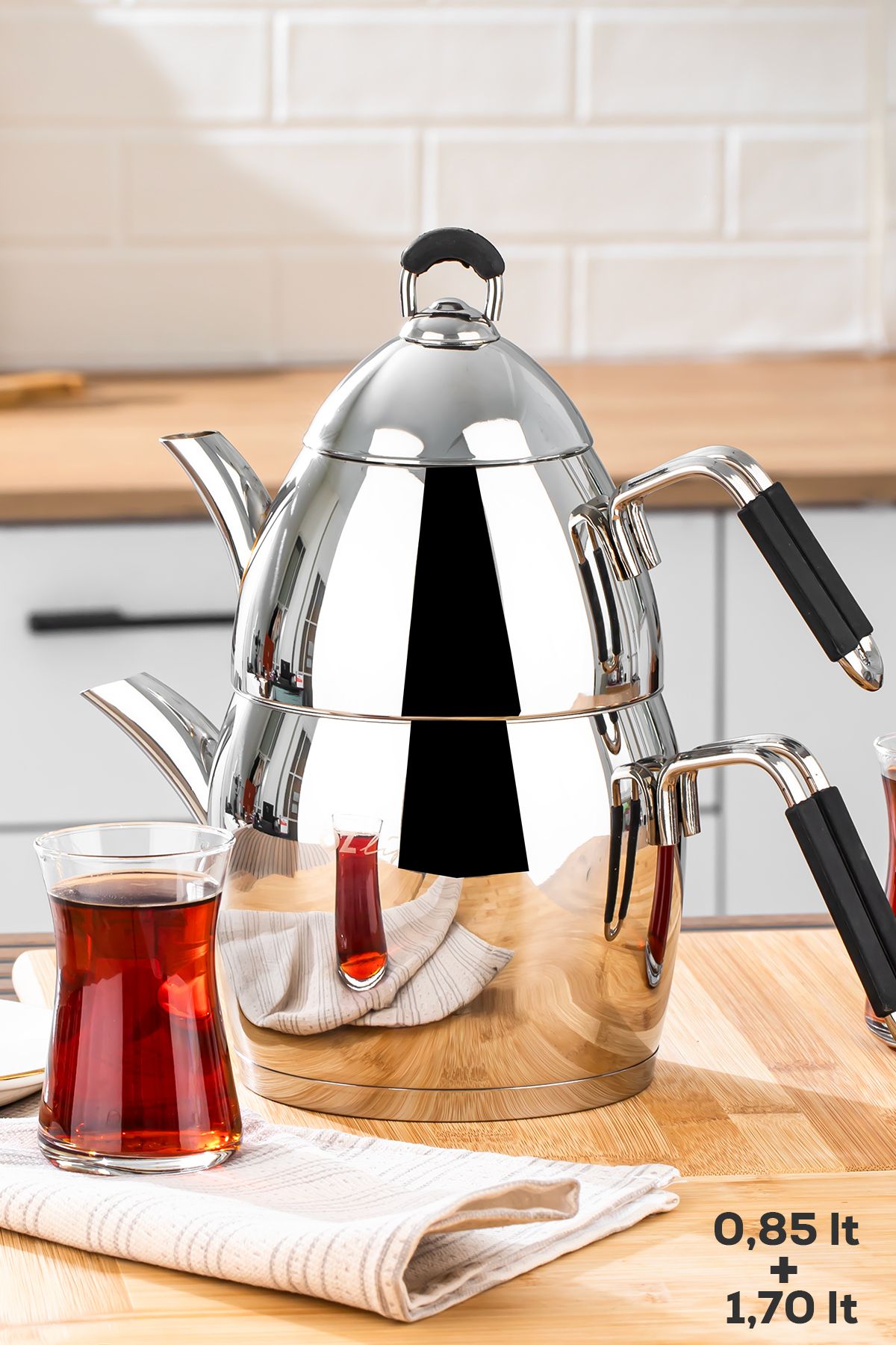 ÖZLİFE 1020 4 Parça Orta Boy Silikon Saplı Çelik Çaydanlık Takımı