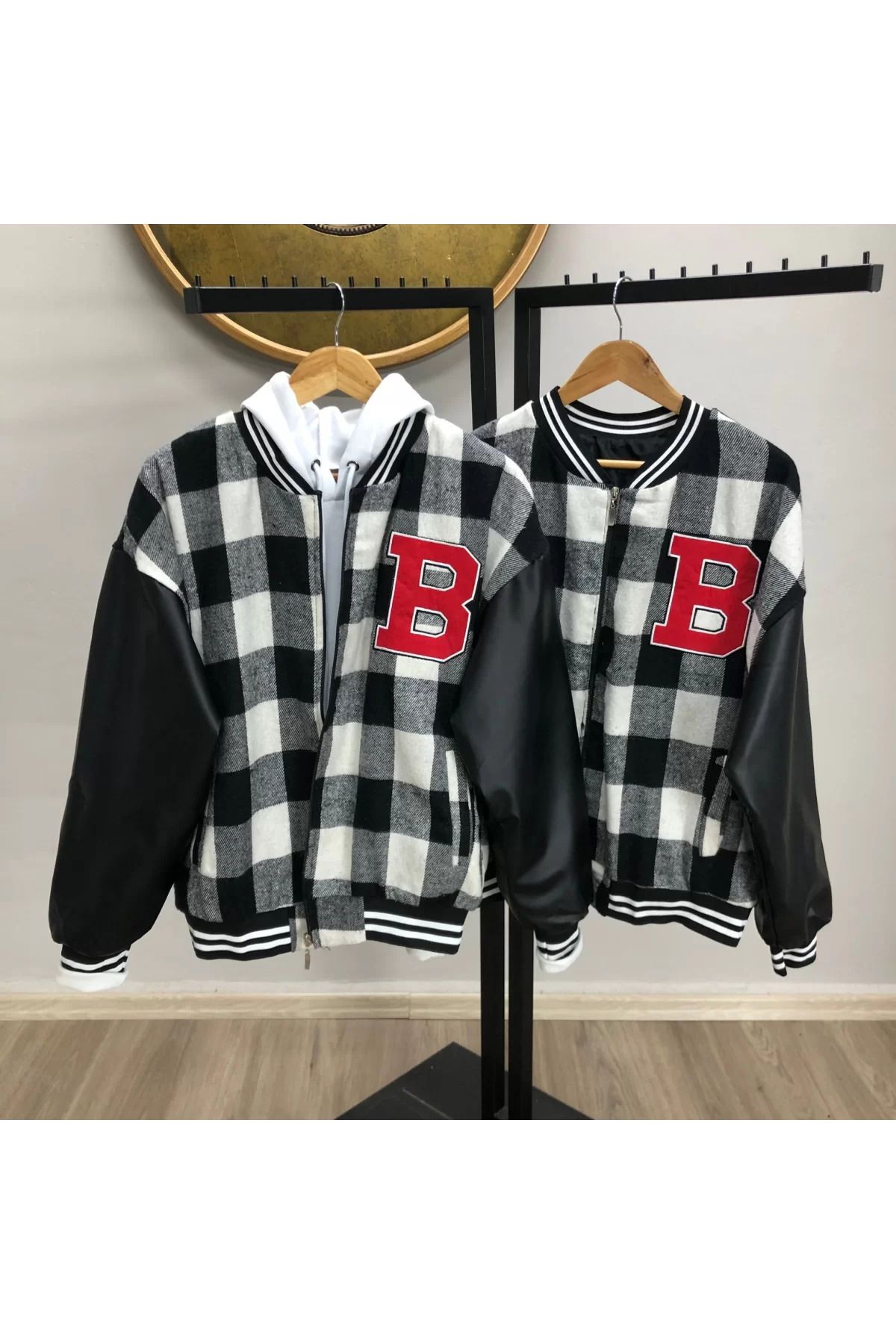 BBbutik Kadın Pötikare Desen Harf Nakışlı Kolej Ceket