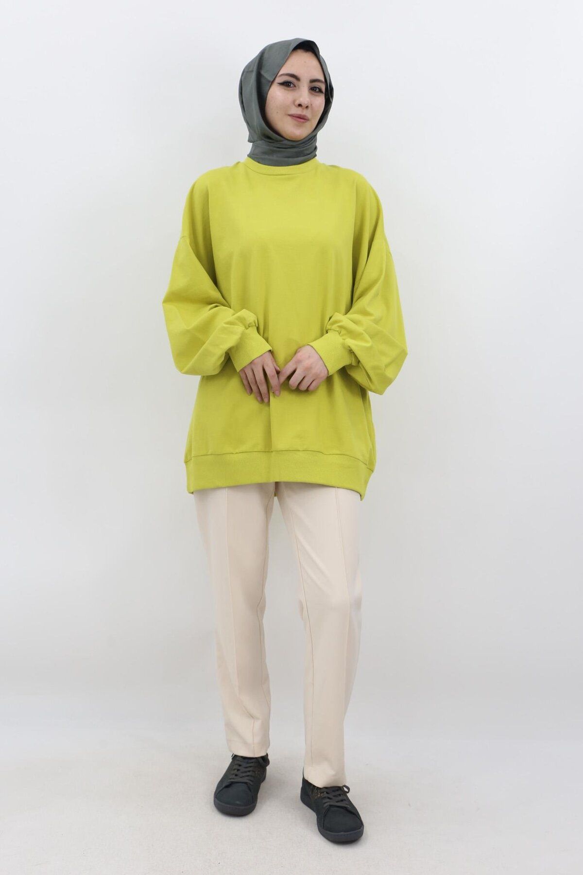 Levidor Bisiklet Yaka Oversize Basic Sweat - Fıstık Yeşili