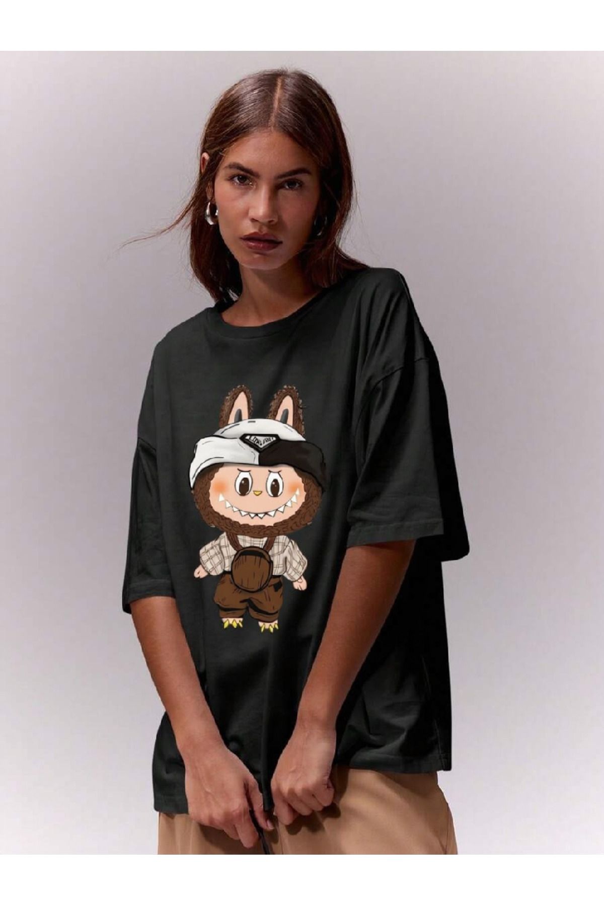 ELNOYA Unisex Pamuklu Siyah Oversize "LABUBU" Baskılı Rahat Günlük T-shirt