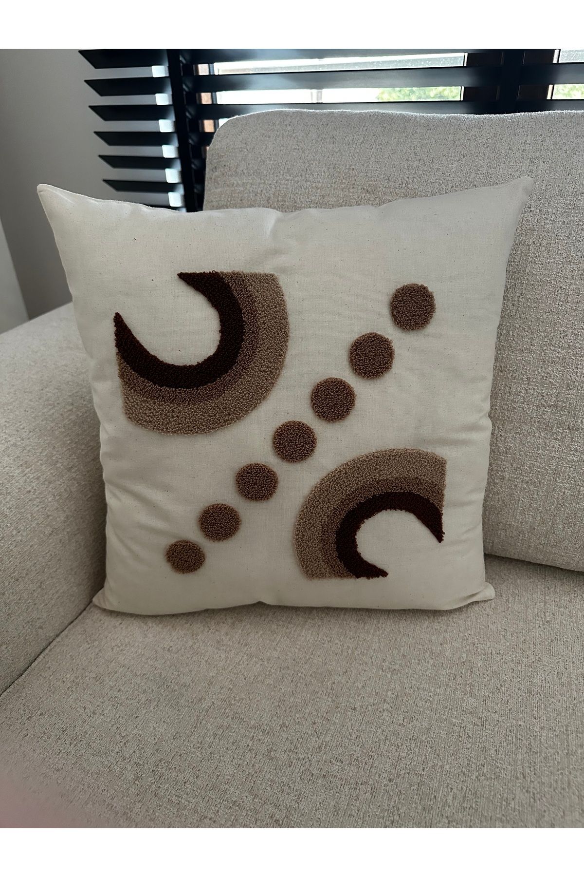NURHAN HOME COLLECTION 1 Adet Punch Nakışlı Kırlent Kılıfı