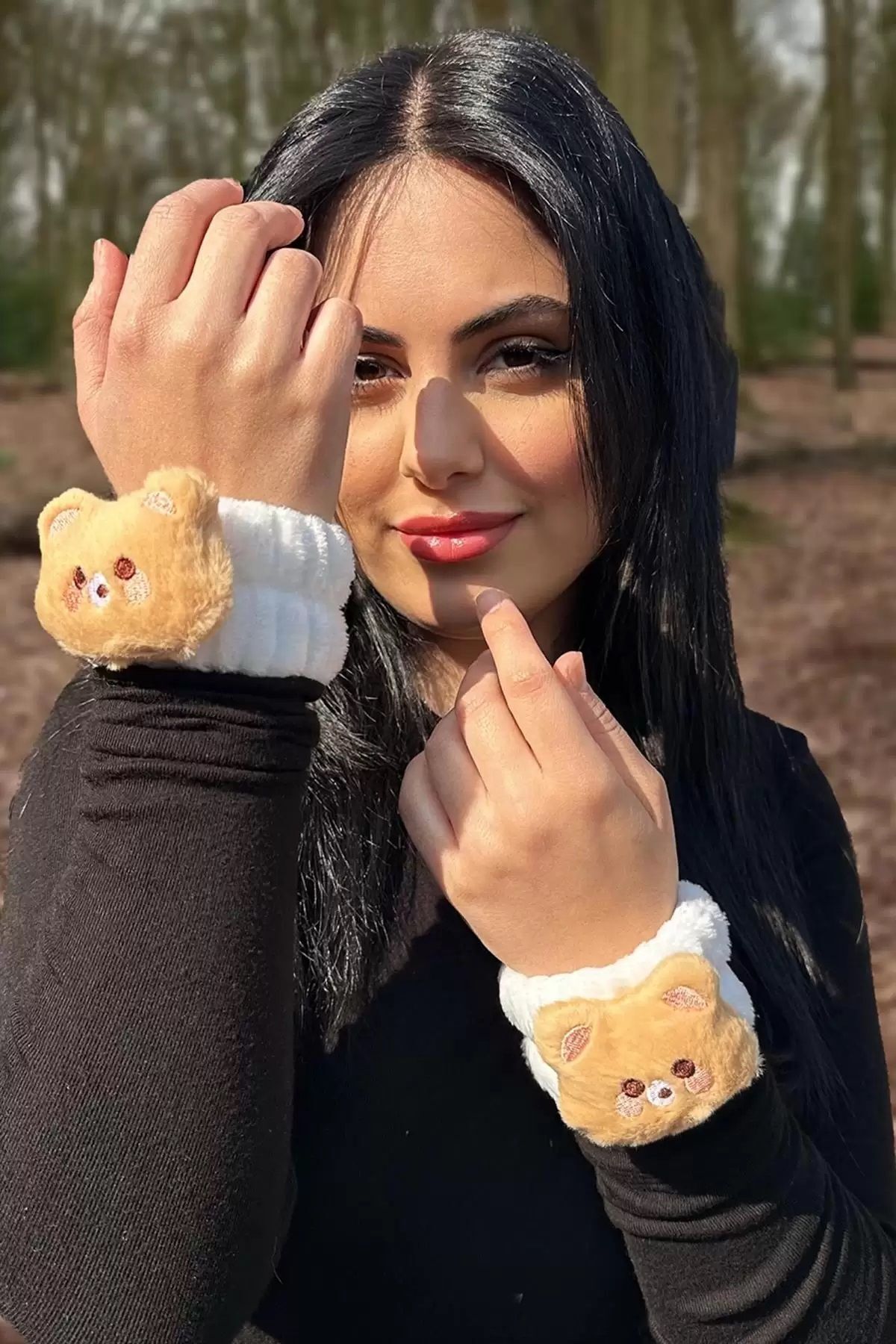 SerenityHaven Beyaz Renk Ayıcık Figürlü Su Emici Havlu Bilek /Yuz Yıkama Kol Bandı /Sporcu Spa Bileklik