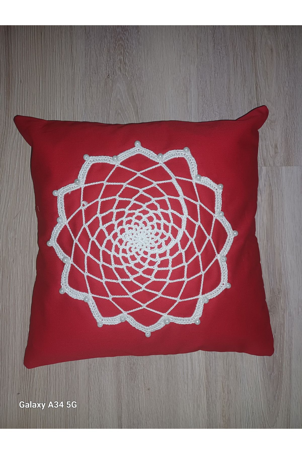 BELİNİS 40 X 40 CM 2L İŞÇİLİĞİ İÇ DOLGULU DEKORATİF KIRLENT