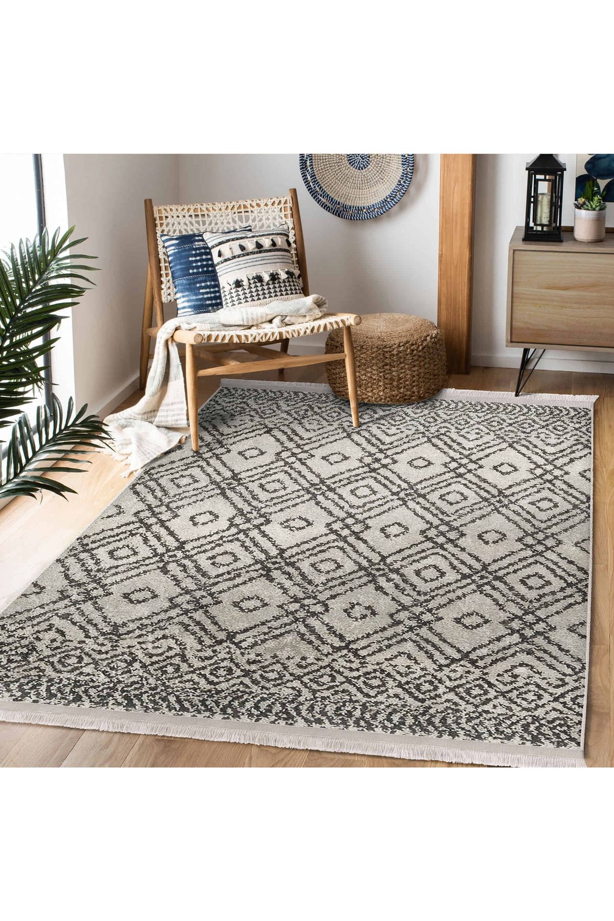 Realhomes Moda Tarzı Gri-Renkli Geometrik Desenli Salon Halısı – Yıkanabilir Kaymaz Tabanlı Halı