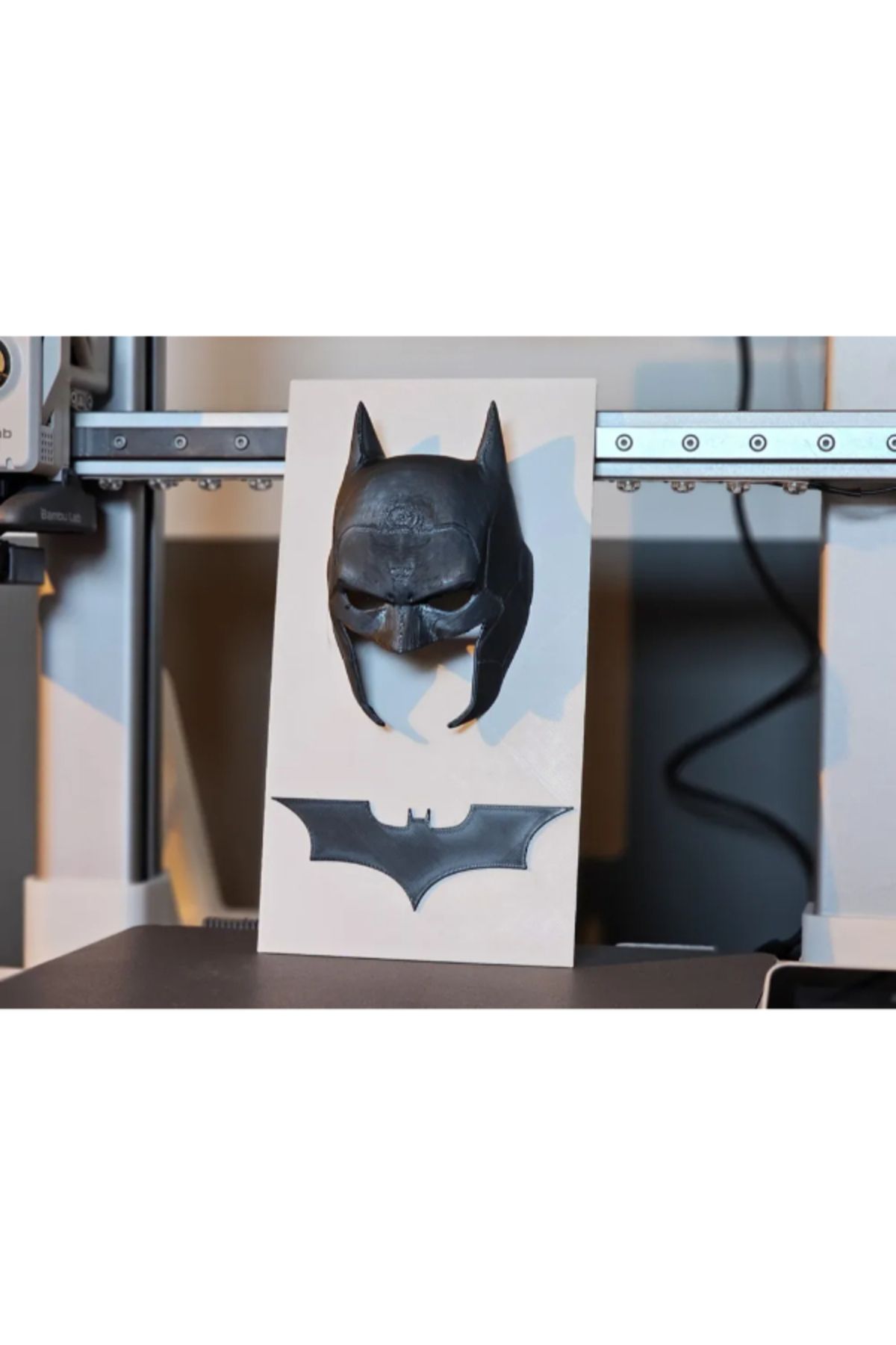 NOMOTHETIC Batman 3D Duvar Sanatı – İkonik Maske ve Sembol