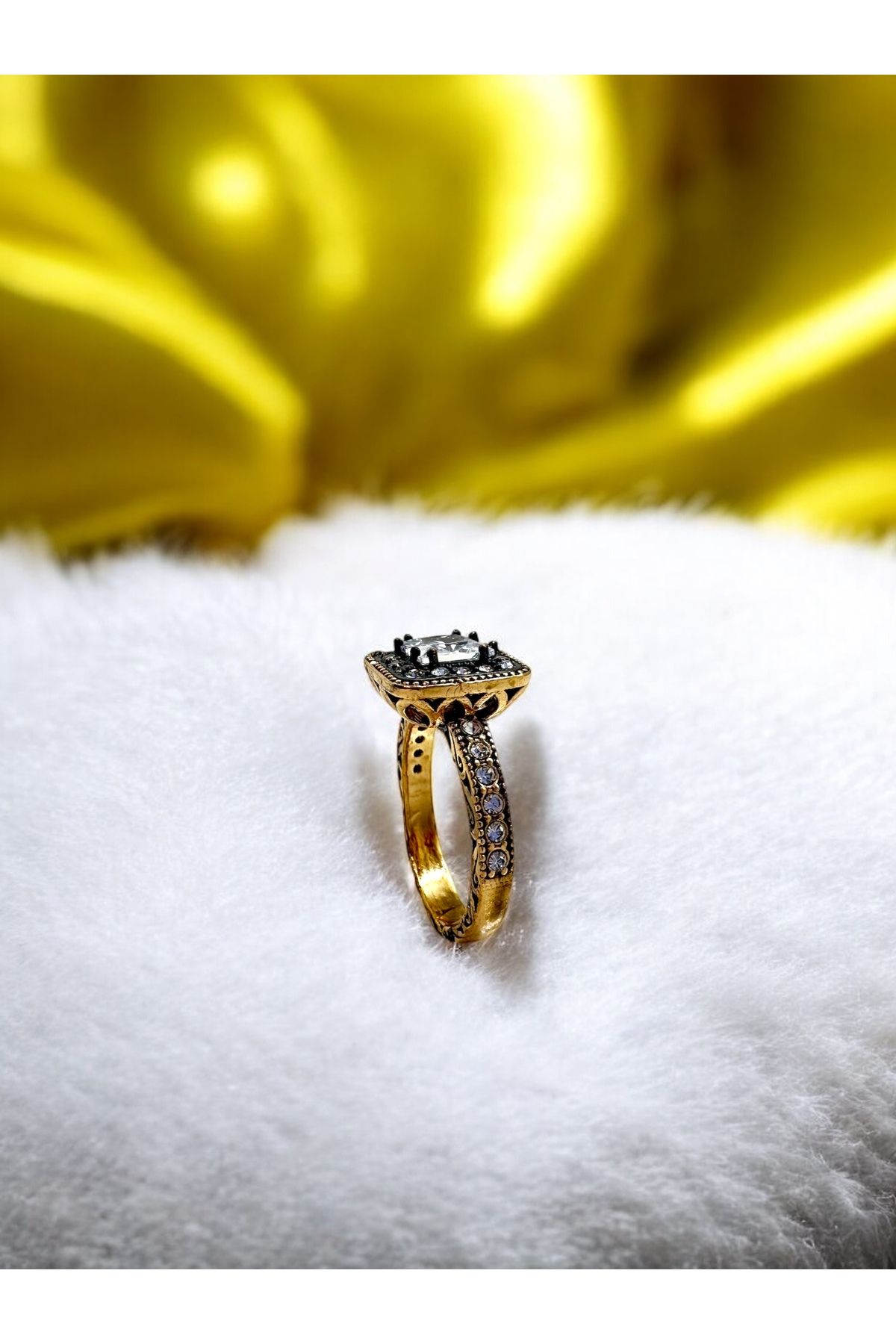 FUYA JEWELLERY Baget Zirkon Taşlı Yüzük