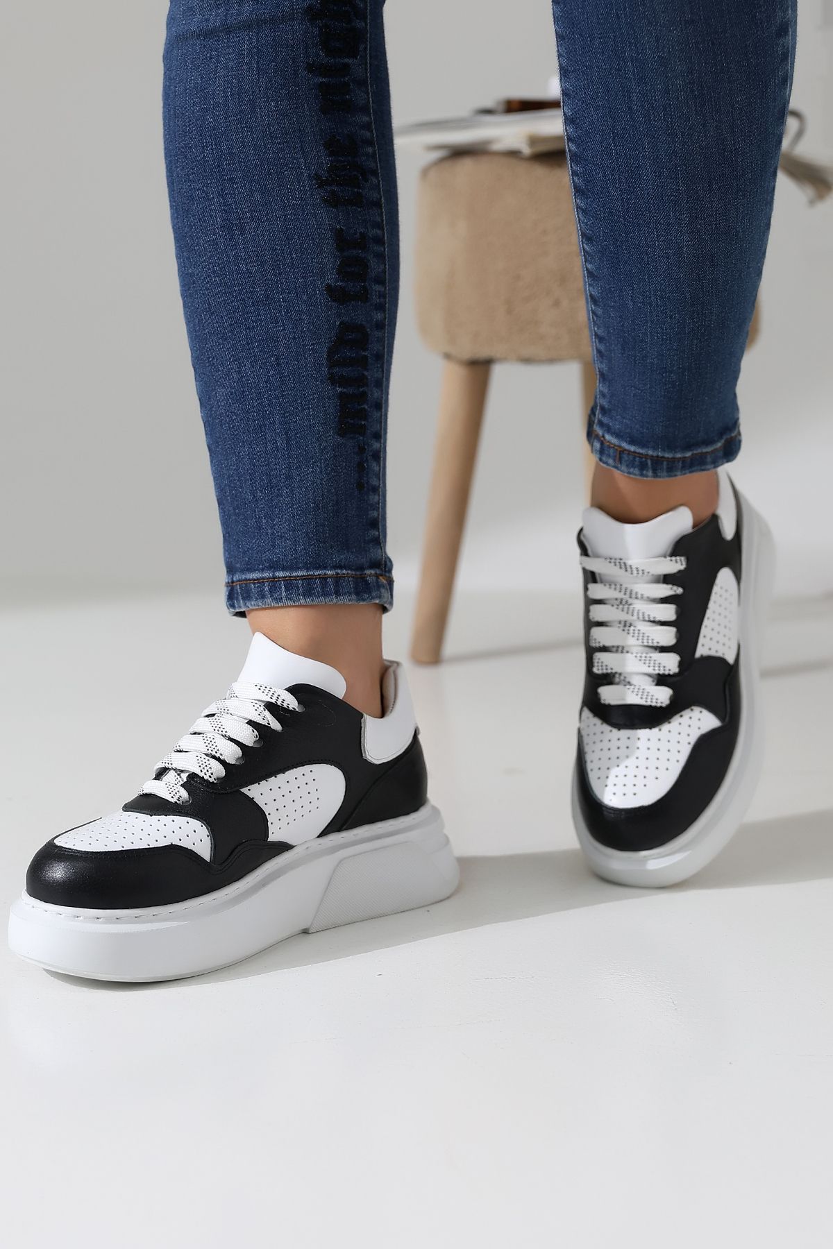 themoiss %100 Deri Kalın Taban Tam Kalıp Rahat Kadın Spor Ayakkabı Sneaker