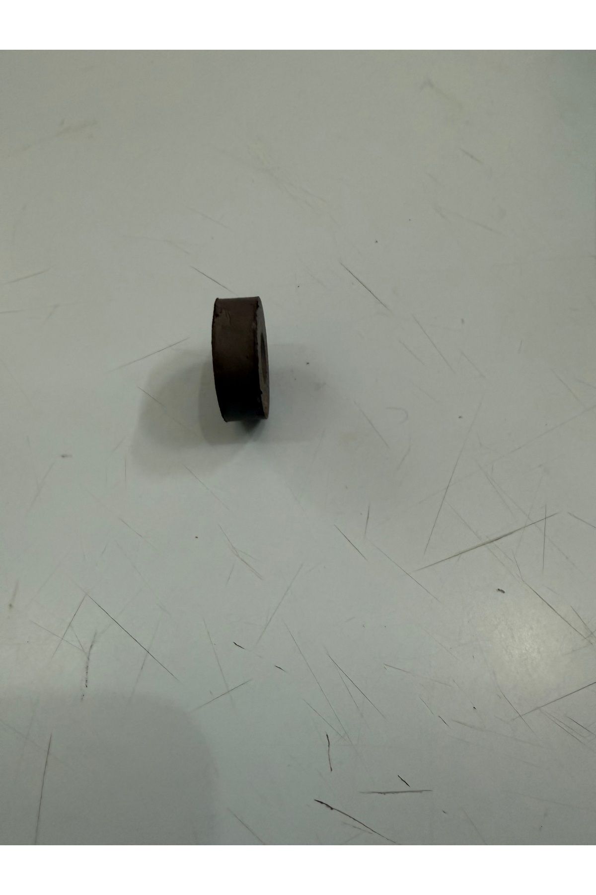 KanatMıknatıs Delikli Ferrit Mıknatıs 30/00/10/6mm 10 adet