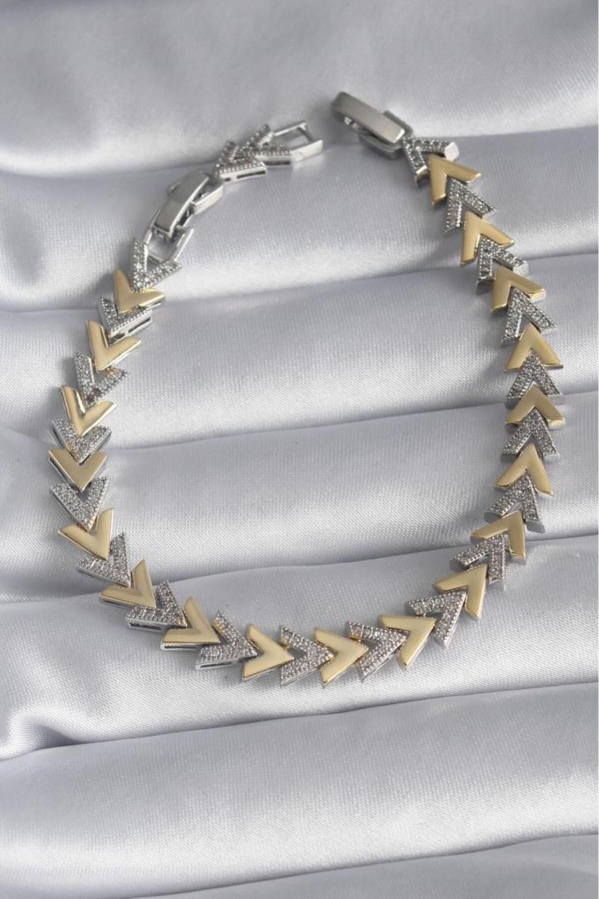 trendy time t & t Zirkon Taşlı V Model Altın/Metalik Kadın Bileklik