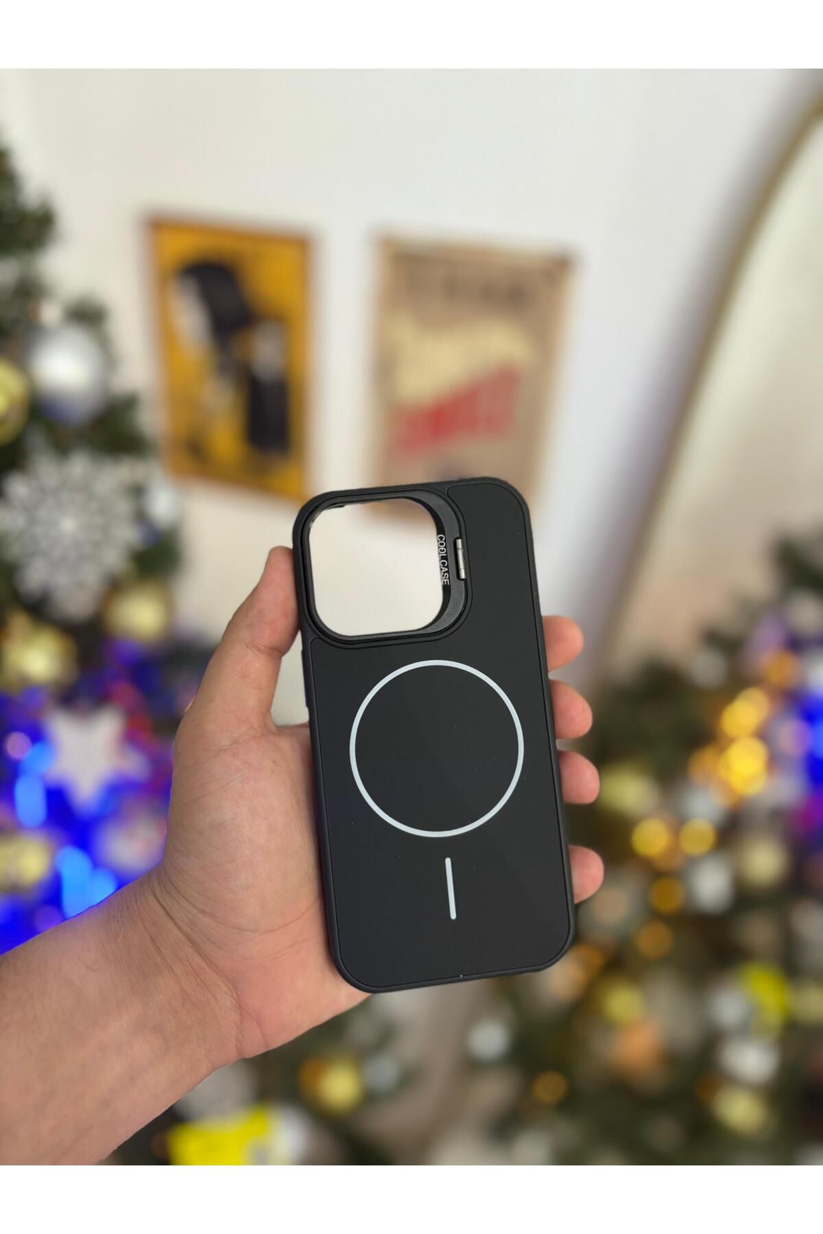 Kilif365 iPhone 16 Pro MagSafe Uyumlu Kamera Tripodlu Telefon Kılıfı